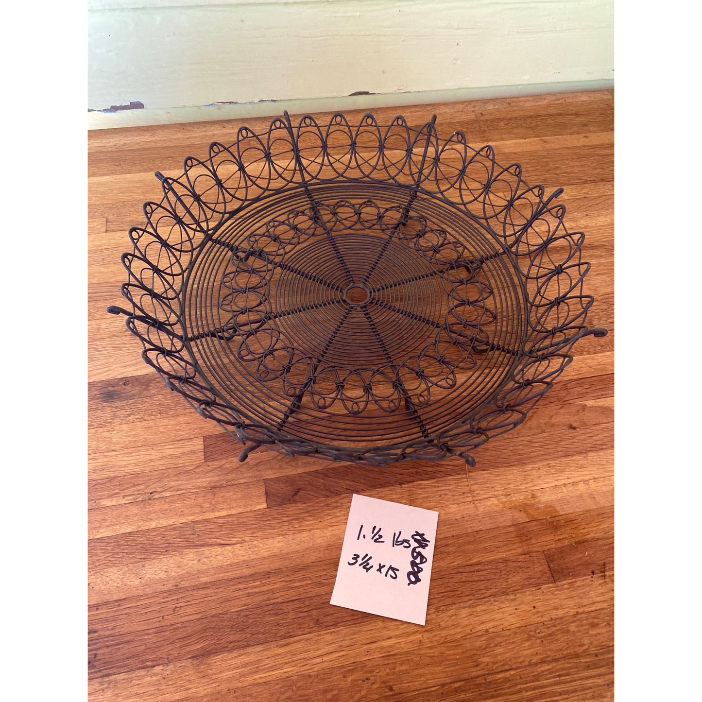 Cooling Rack Black Wire Decorative Round Basket With Intricate Loop Design 15" Diameter Ideal For Tabletop Centerpieces Or Storage