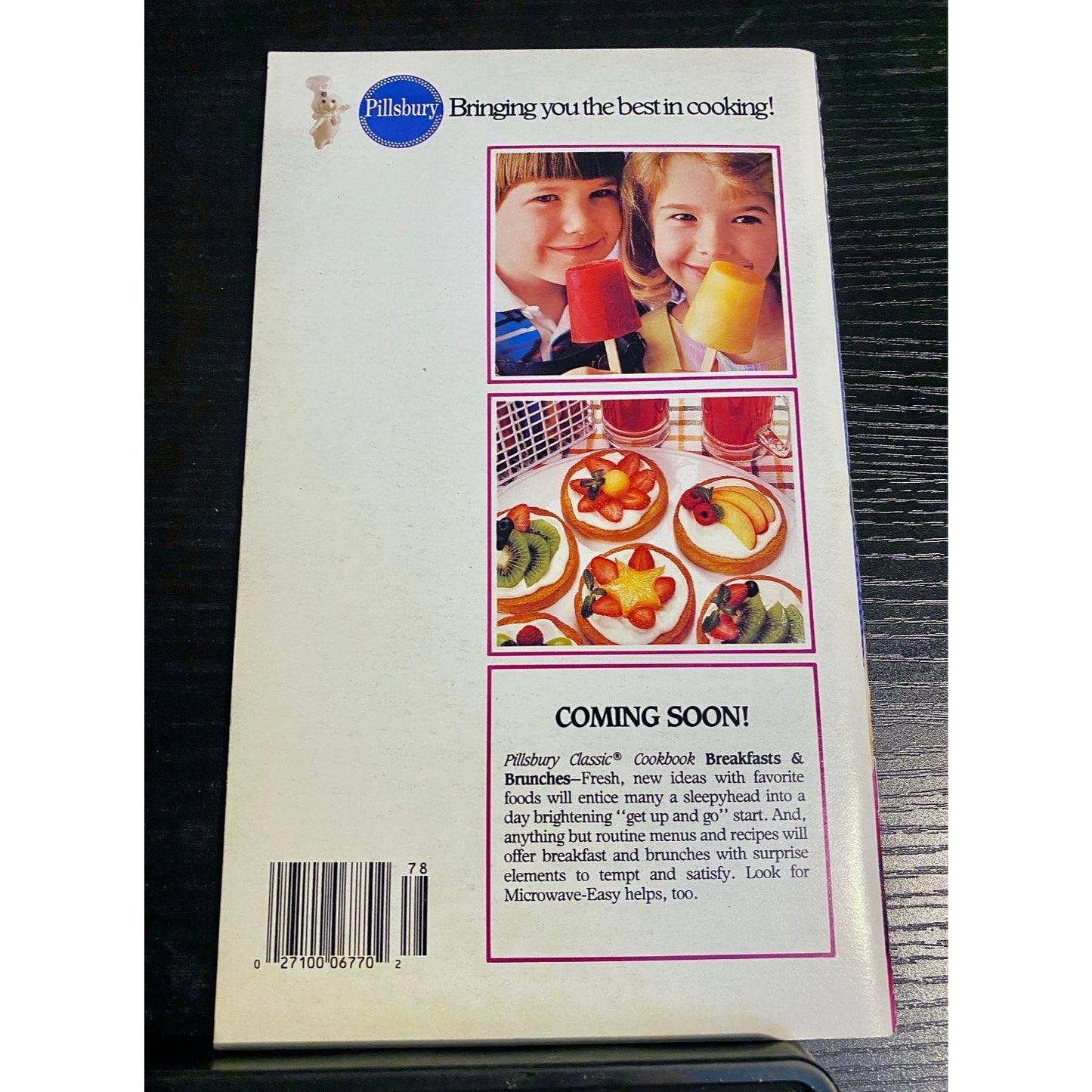 Pillsbury Classic Cookbook Booklet 1987 Light Meals Cool & Easy Recipes