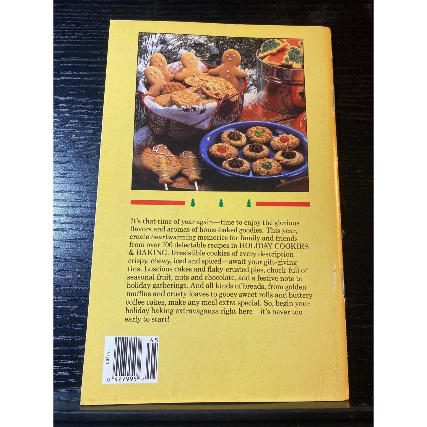 Favorite Recipes Holiday Cookies & Baking Cookbook Booklet 1988