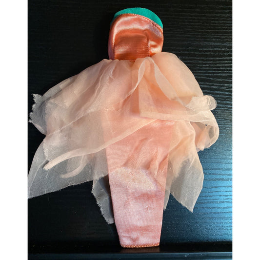 Barbie Fashion 720-4 Fantasy Fashion Gift Set Peach Dress 1989 Vintage