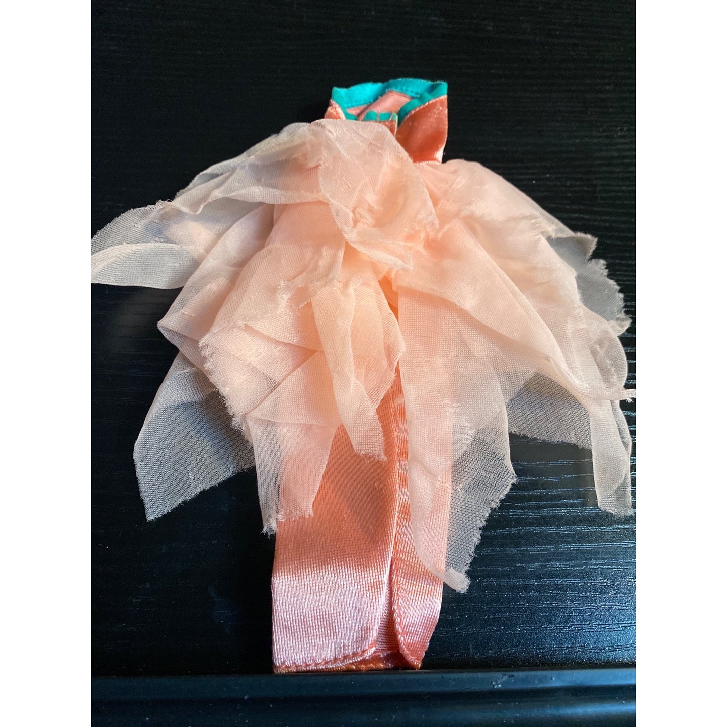 Barbie Fashion 720-4 Fantasy Fashion Gift Set Peach Dress 1989 Vintage