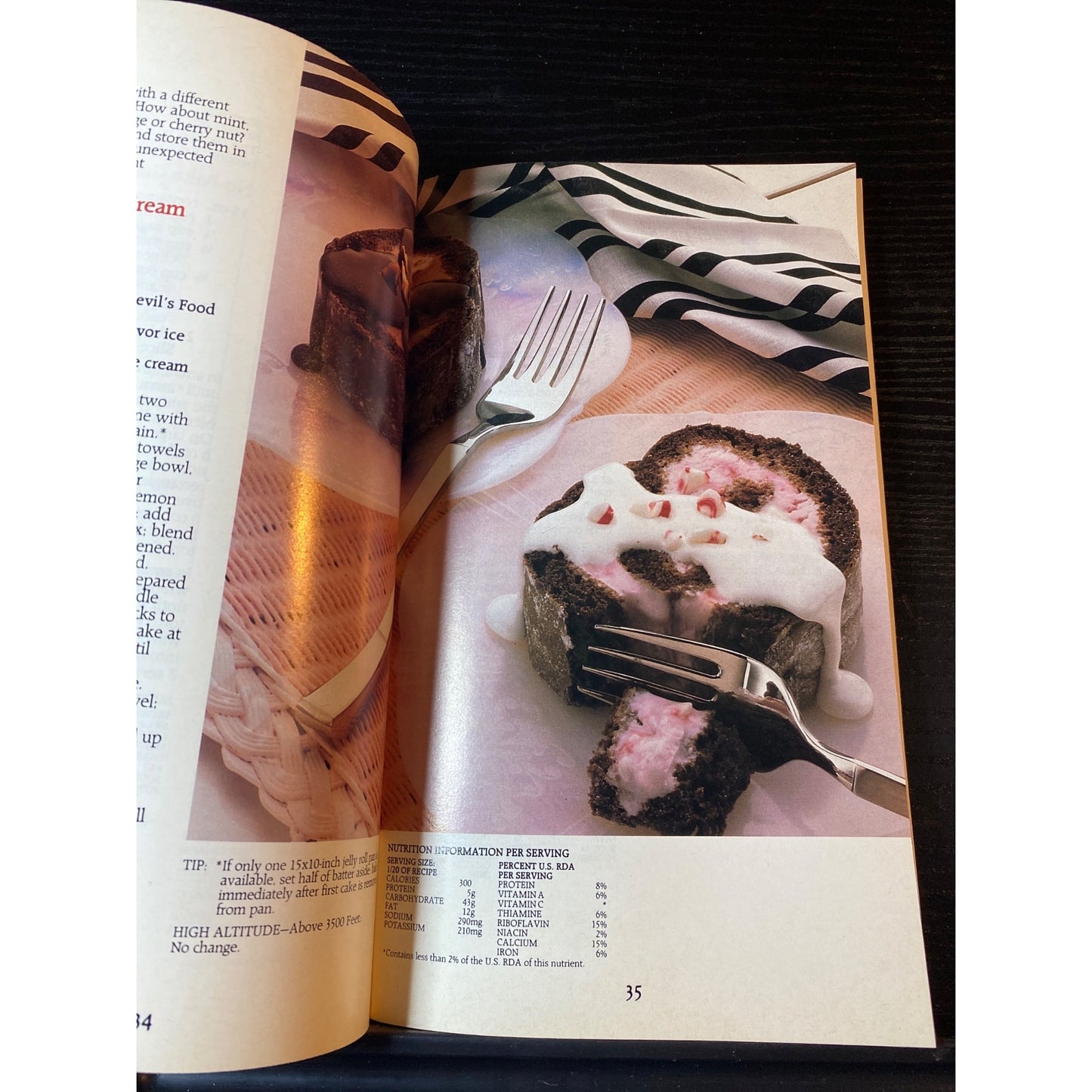 Pillsbury Classic Cookbook Booklet Sweet N Easy Dessert To Snack Recipes 1986