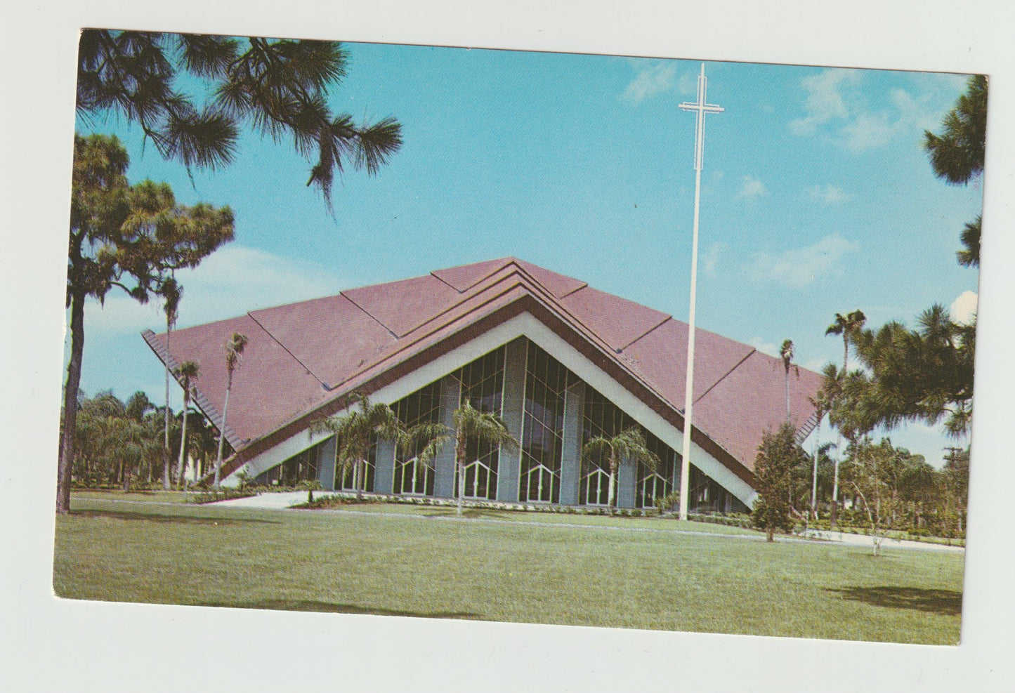 Postcard FL Florida St Petersburg New Pasadena Community Church Chrome Unused