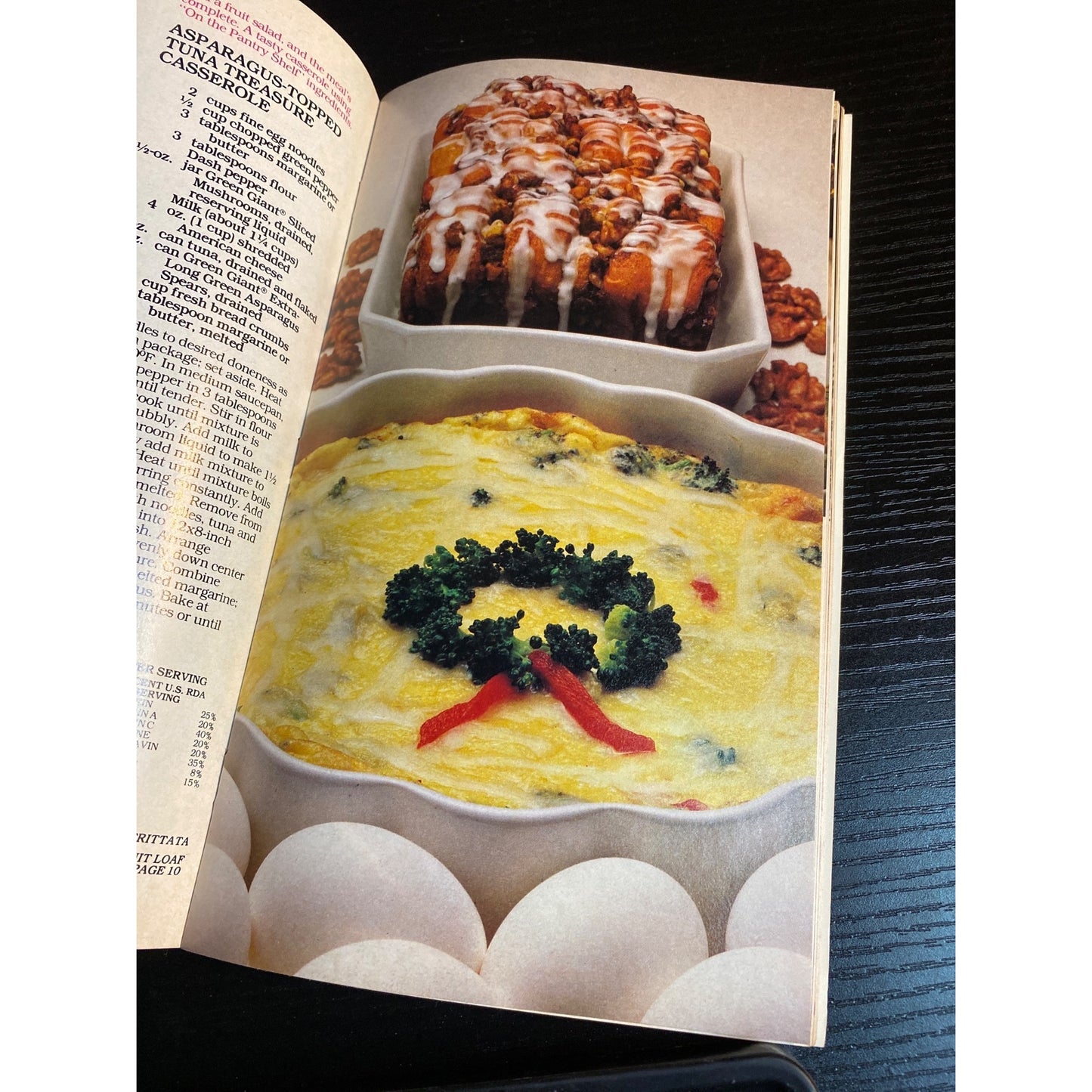 Pillsbury Creative Holiday Recipes Cookbook 1982 Softcover Booklet