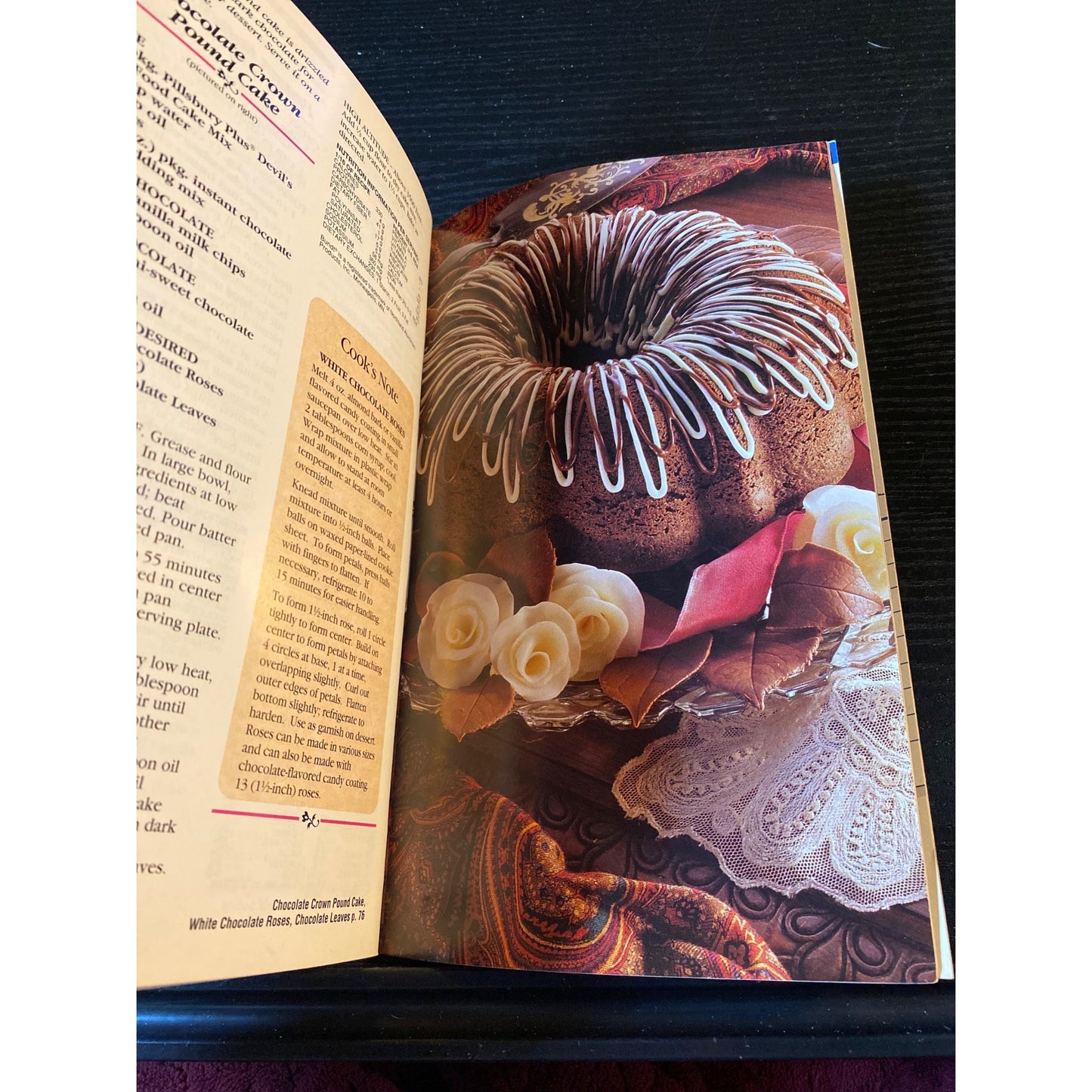 Pillsbury Classic Cookbook Booklet Jan 1993 Chocolate & Other Cravings Desserts