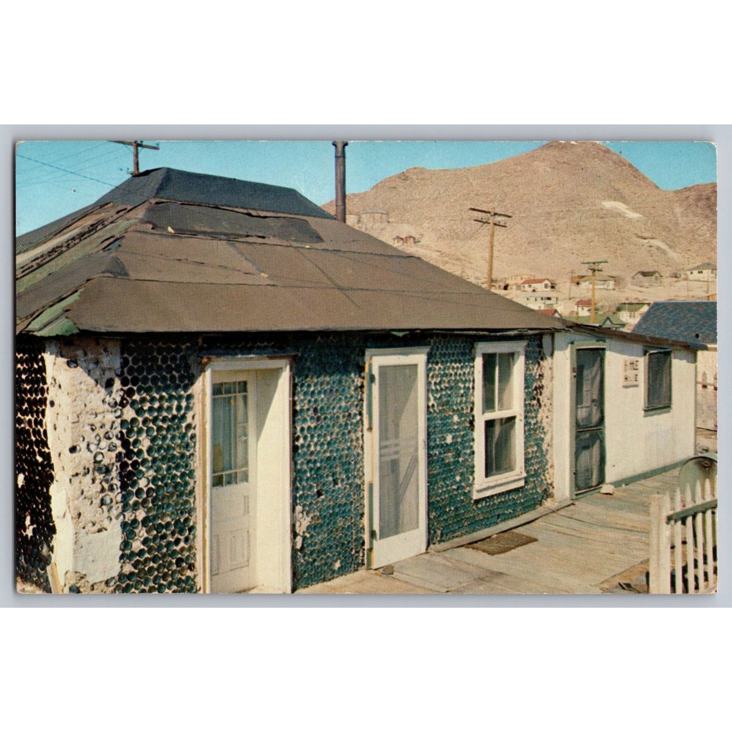 Tonopah NV Nevada Bottle House Chrome Postcard Unused 1960s Max Mahon Photo