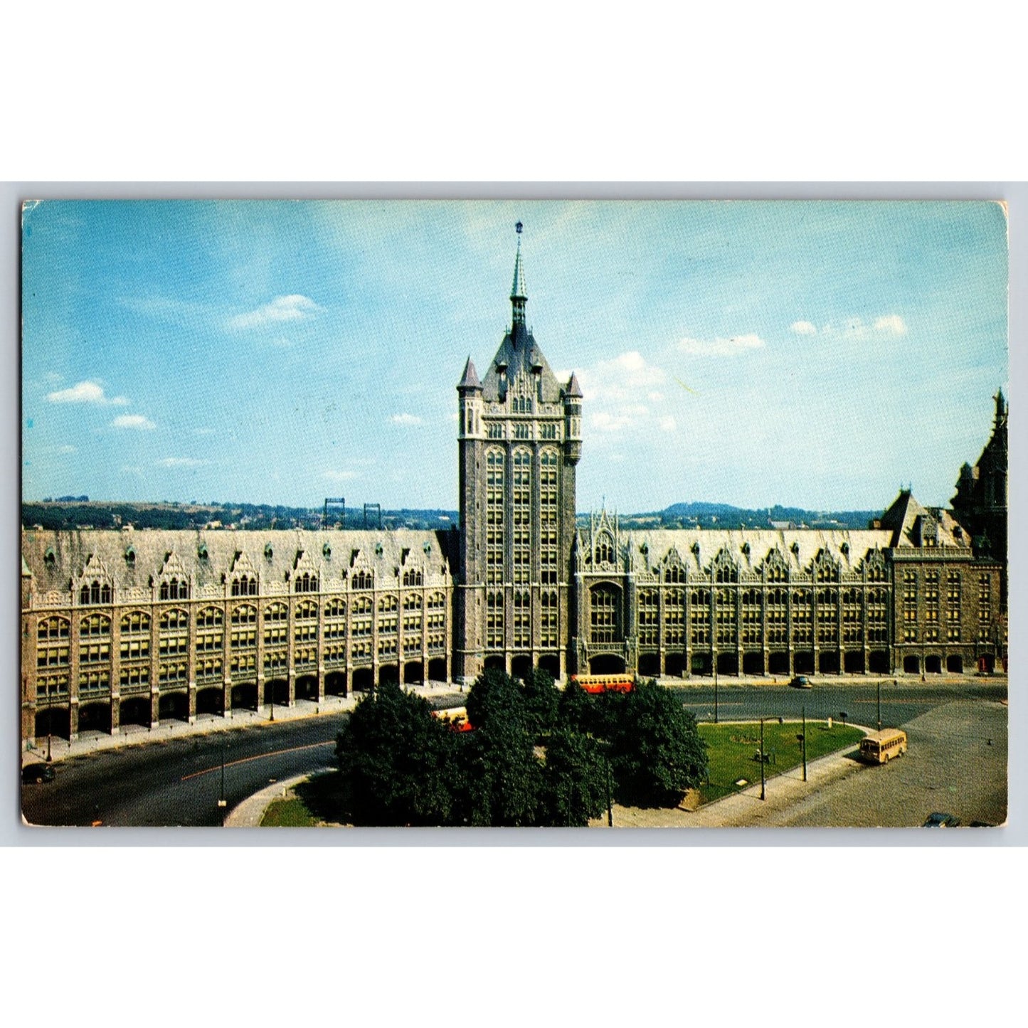 Albany NY New York Delaware and Hudson Building Chrome Postcard Unused