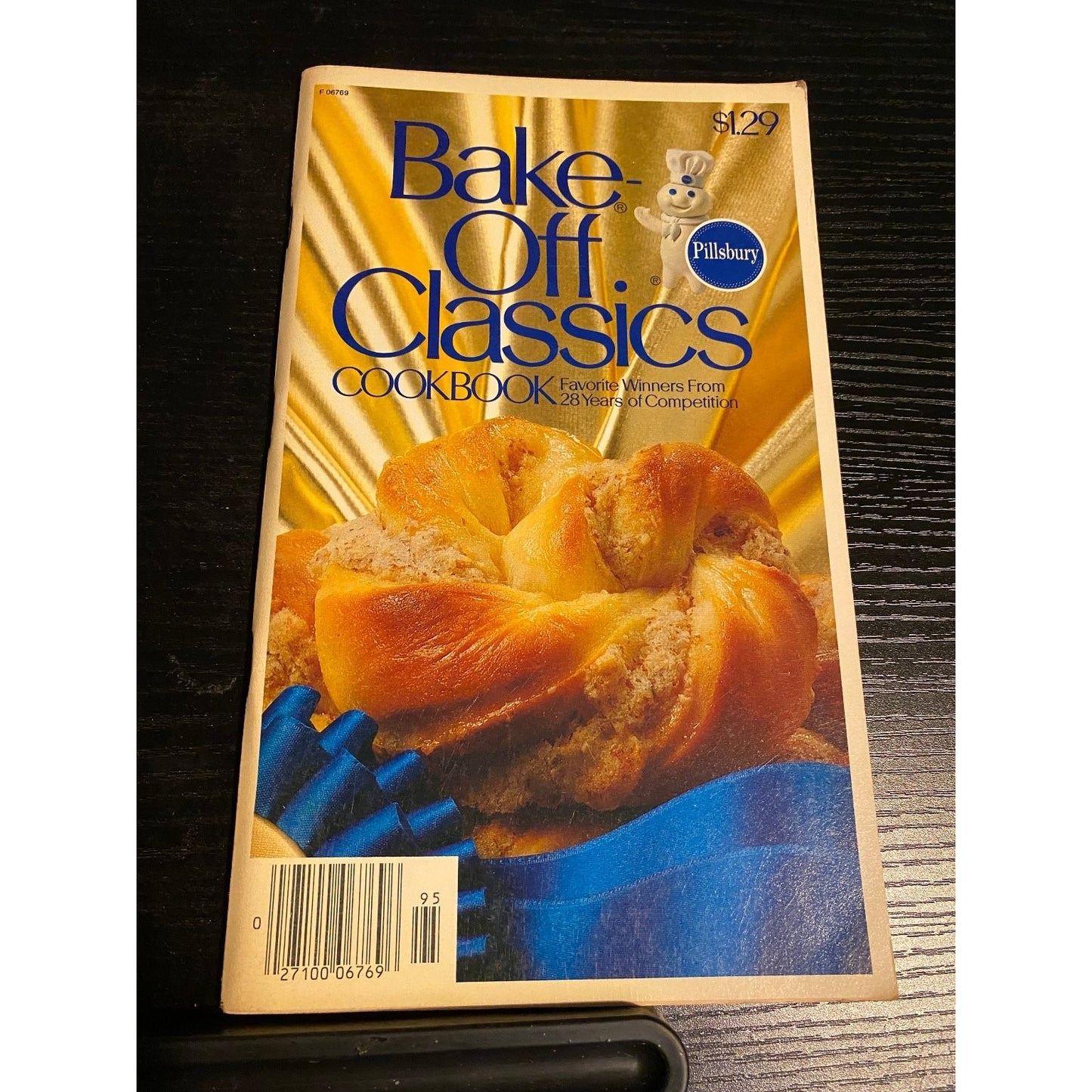 Pillsbury Classic Cookbook Booklet 1979 Bake-Off Favorite Winners Recipes