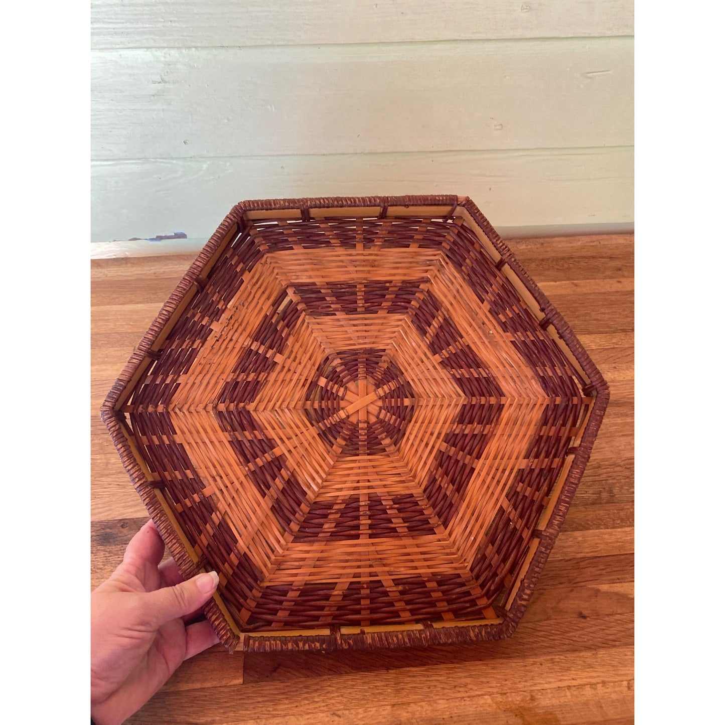 Handcrafted Hexagonal Wicker Basket Tray With Natural & Brown Weave Design - Decorative Or Functional Use