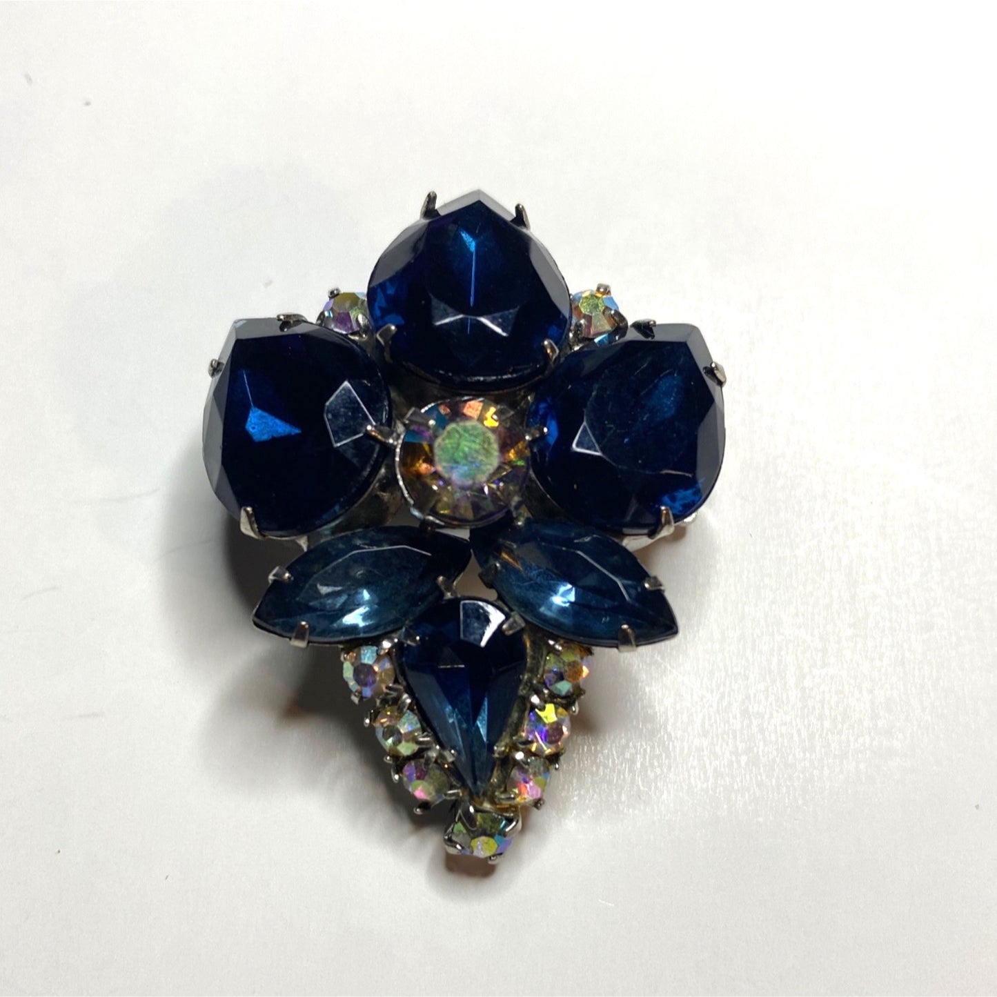 Brooch Juliana Delizza & Elster Blue Rhinestone Floral Aurora Borealis Accents