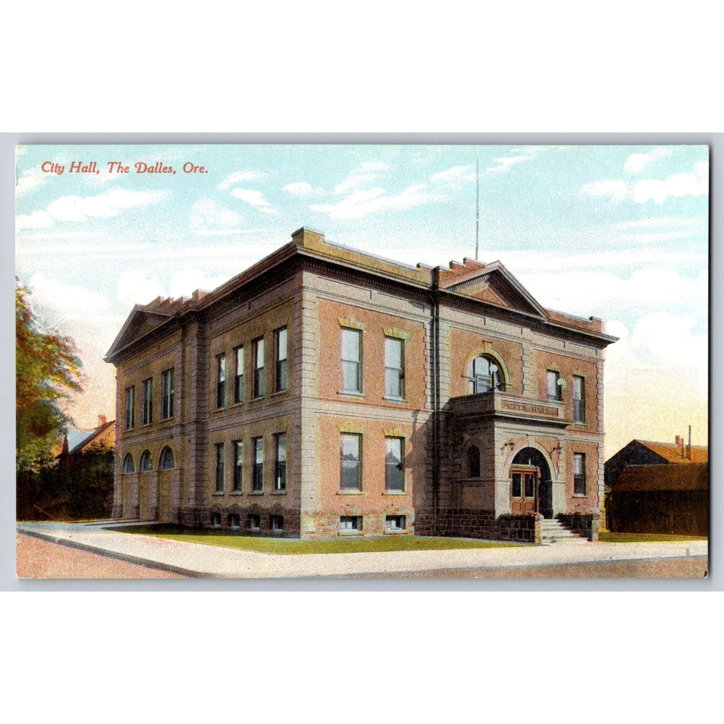 The Dalles OR Oregon City Hall Divided Back Postcard Tanner Post Card Co Unused