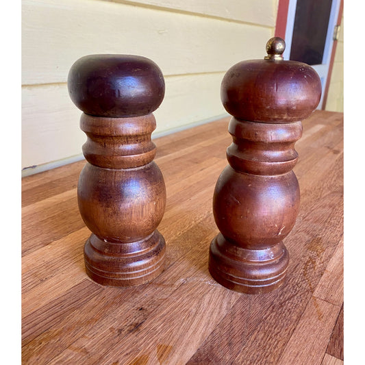 Vintage Wooden Salt & Pepper Grinder Set Rustic Finish 6 Inches Tall