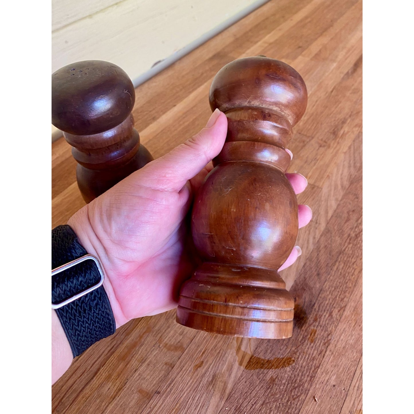 Vintage Wooden Salt & Pepper Grinder Set Rustic Finish 6 Inches Tall