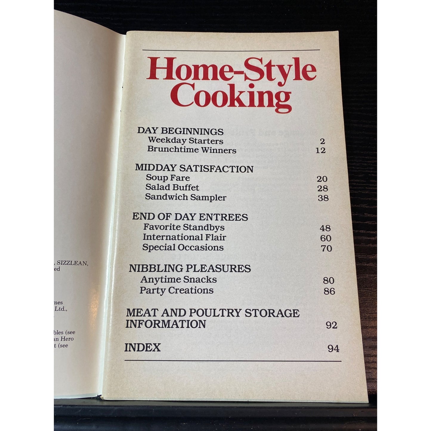 Favorite Recipes Home-Style Cooking Cookbook 1988 Swift Premium Butterball