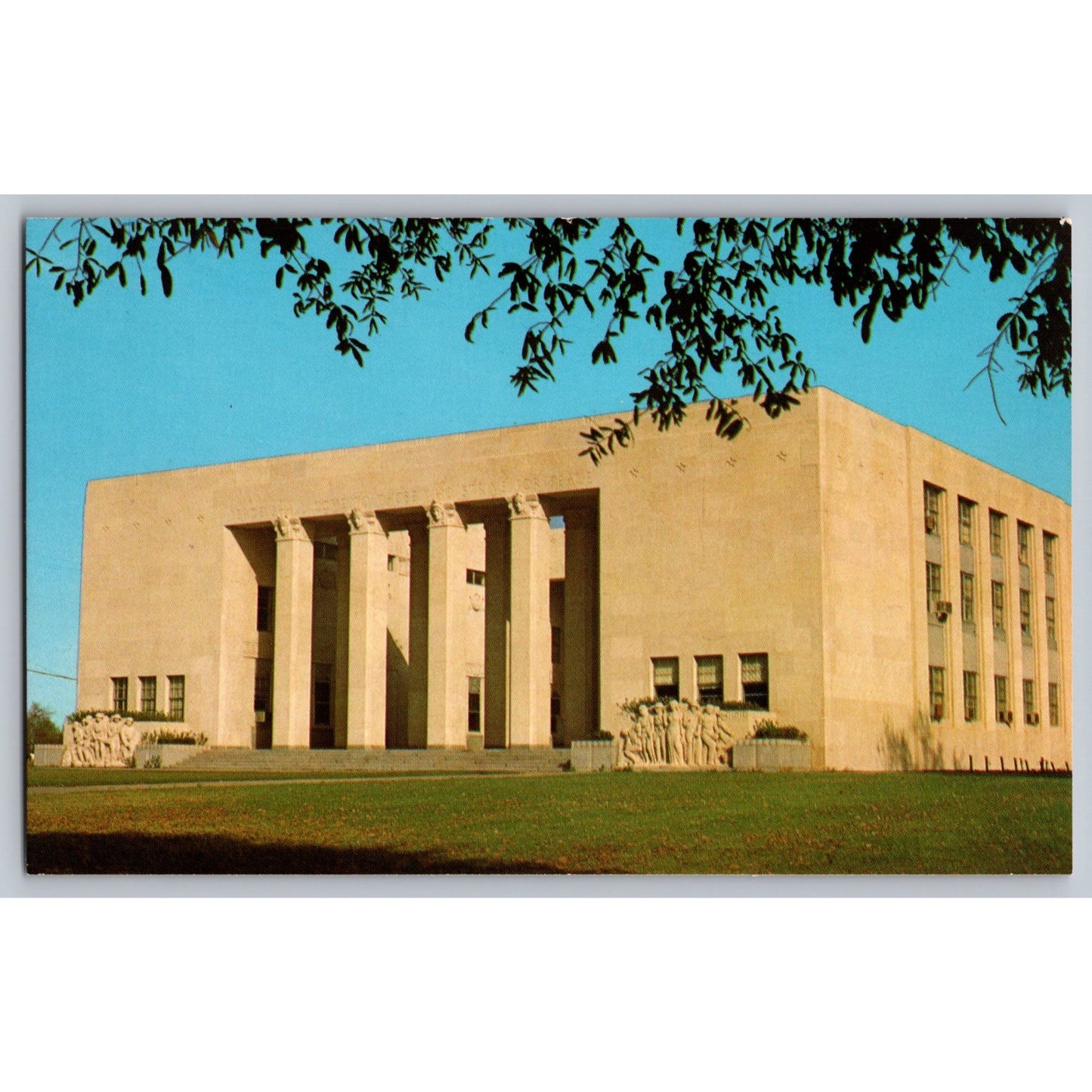 Jackson MS Mississippi War Memorial Building Chrome Postcard Unused Deep South