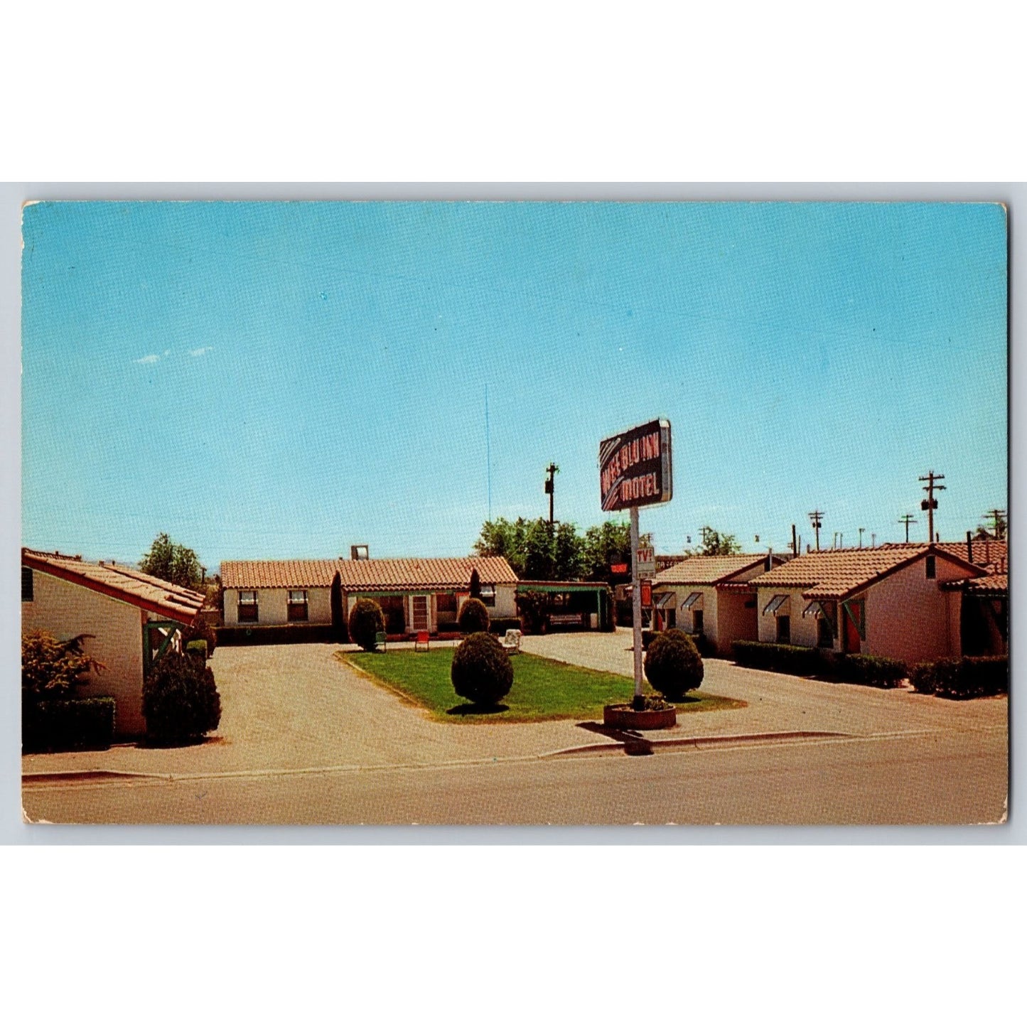Willcox AZ Arizona Wee Blu Inn Motel Chrome Postcard Unused Tom Reed