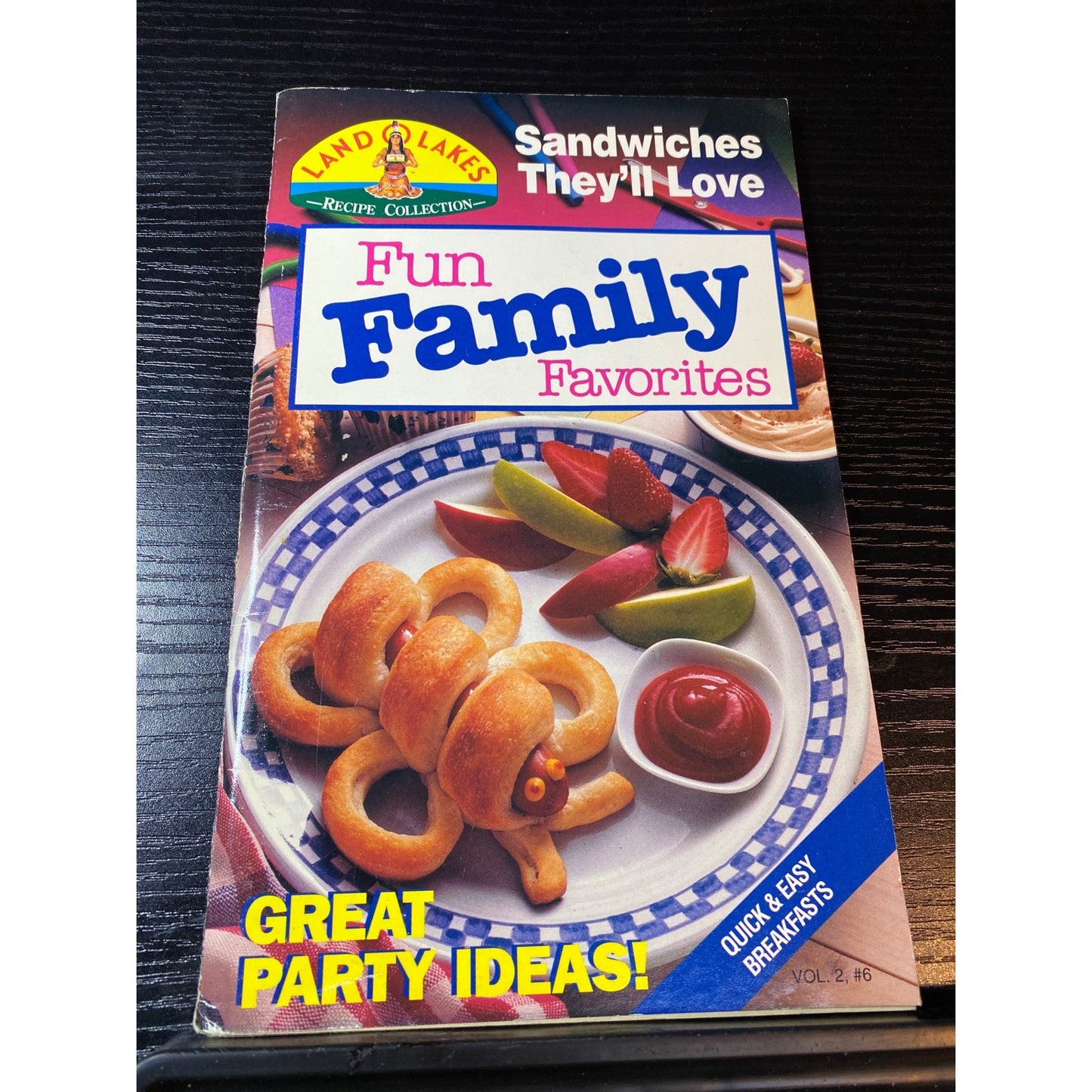 Land O Lakes Fun Family Favorites Recipe Book Vol. 2