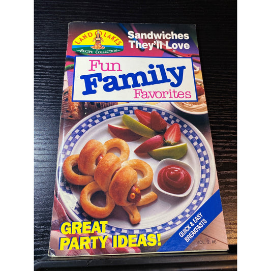 Land O Lakes Fun Family Favorites Recipe Book Vol. 2