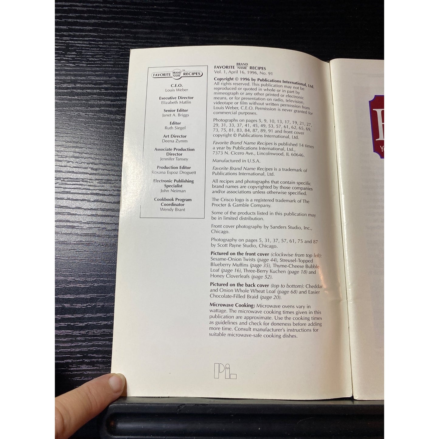 Favorite Brand Name Recipes Home-Baked Breads 1996 Cookbook Booklet