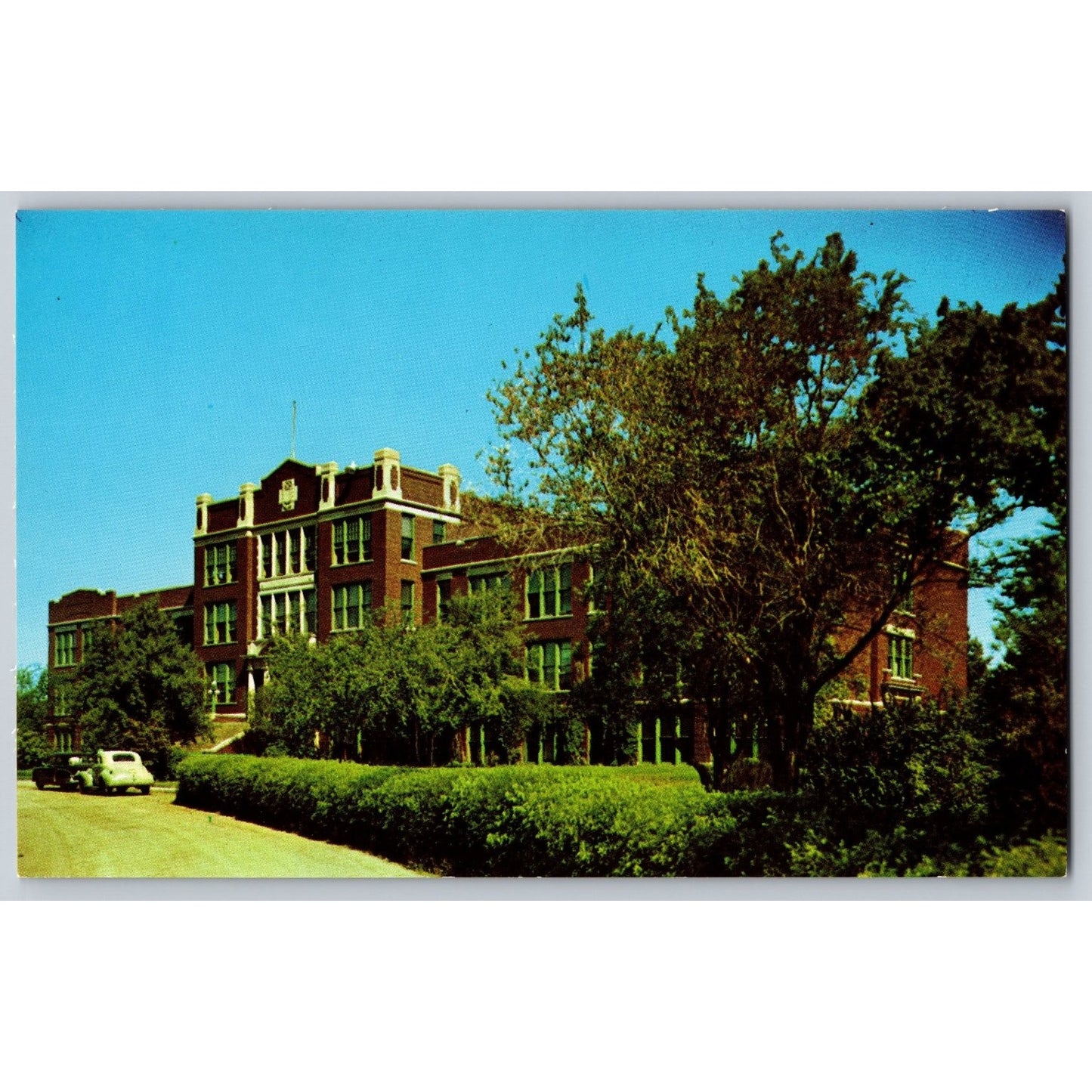Minot ND North Dakota State Teachers College Administration Building Postcard