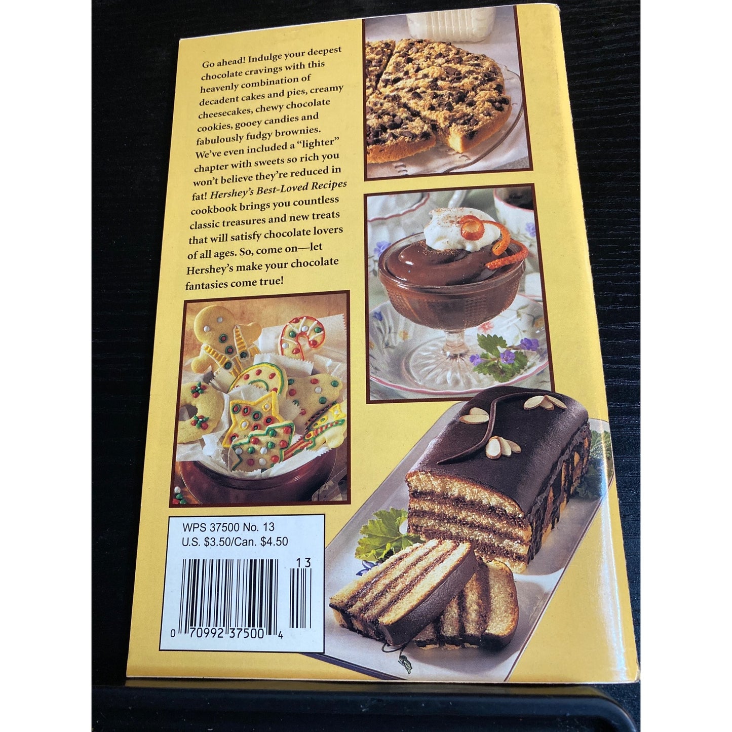 Hersheys Best-Loved Recipes Cookbook Chocolate Desserts & Treats Favorite Brand Name Recipes