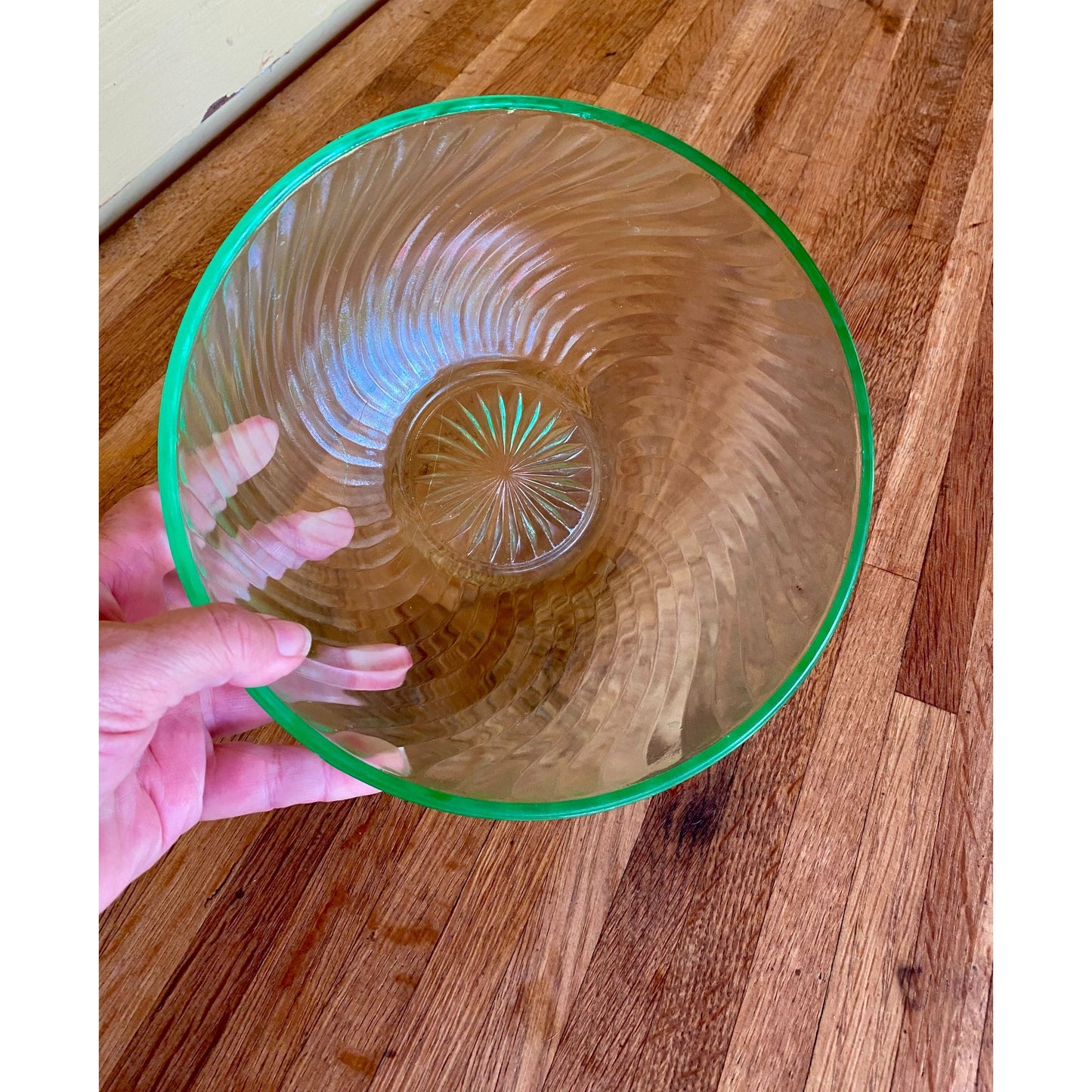 Imperial Glass Twisted Optic Green Bowl 9" Diameter Decorative Serving Dish