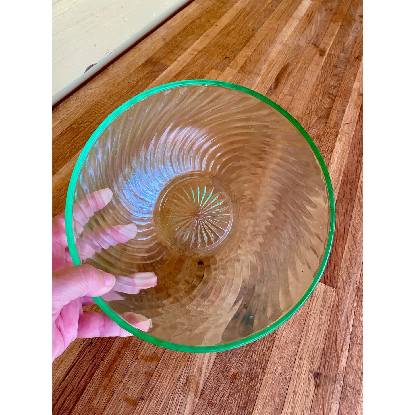 Imperial Glass Twisted Optic Green Bowl 9" Diameter Decorative Serving Dish