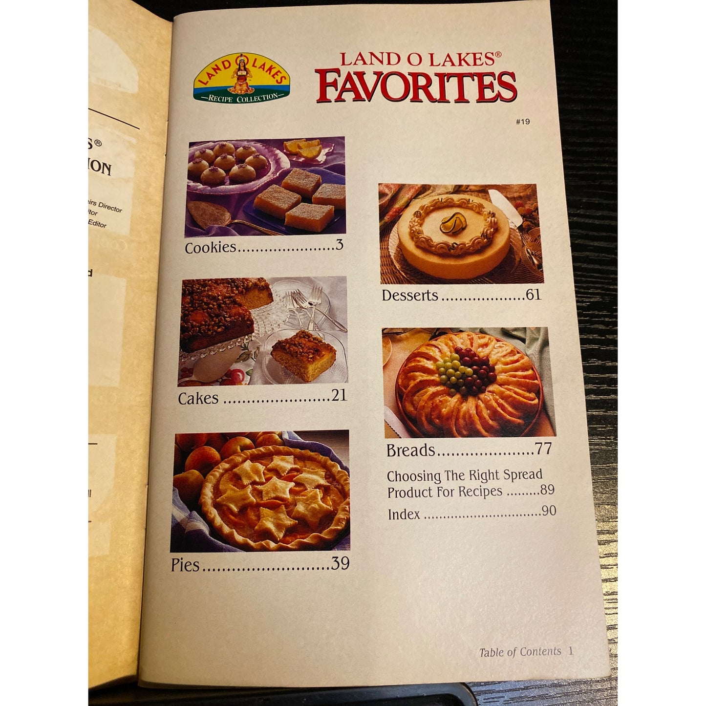 Cookbook Booklet Land O Lakes Favorites Recipes #19 Cookies Pies Desserts & More