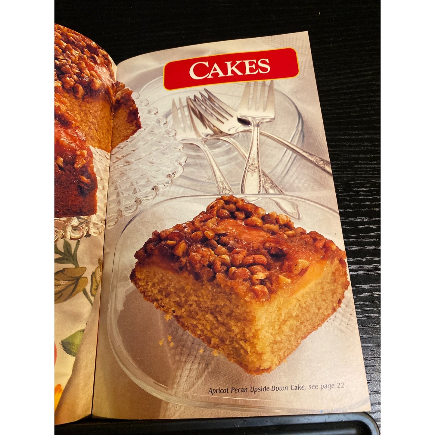 Cookbook Booklet Land O Lakes Favorites Recipes #19 Cookies Pies Desserts & More