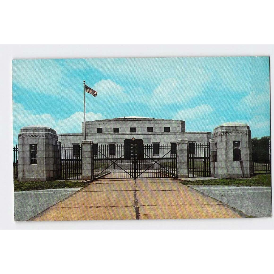 Fort Knox KY Kentucky Gold Depository Chrome Postcard Unused