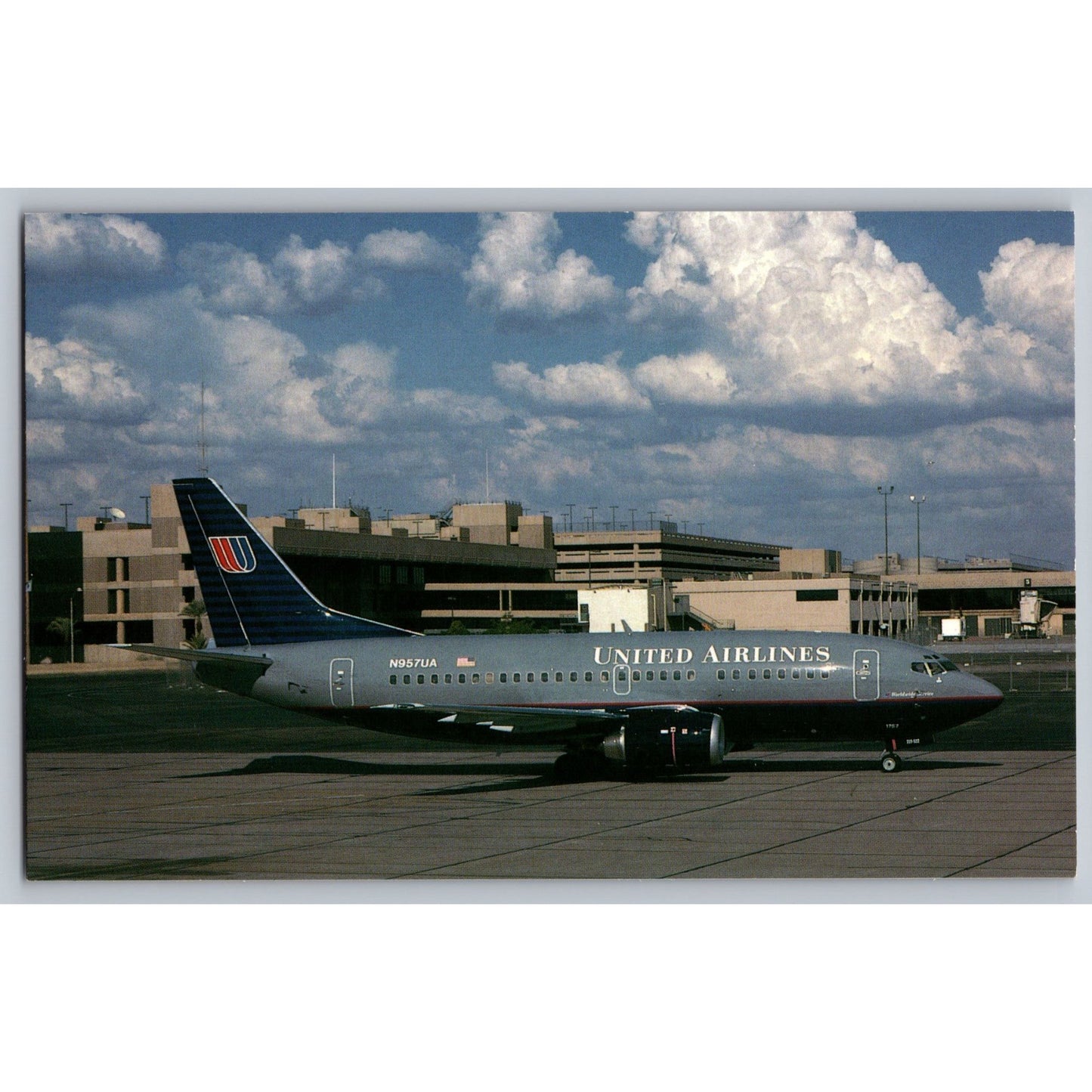 United Airlines Boeing 737-522 Phoenix Sky Harbor Airport 1994 Airplane Postcard