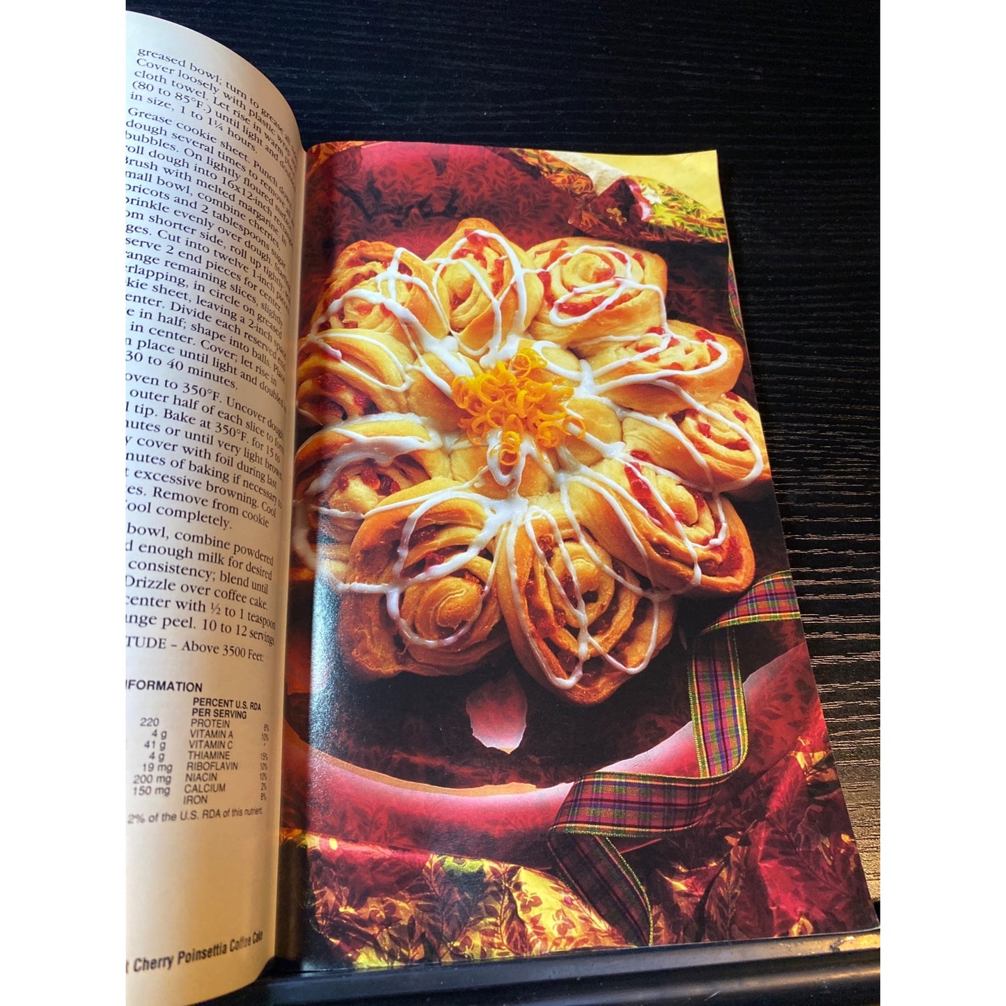 Pillsbury Classic Cookbook Booklet Holiday Cookies Gift Sweets Eats Dec 1992