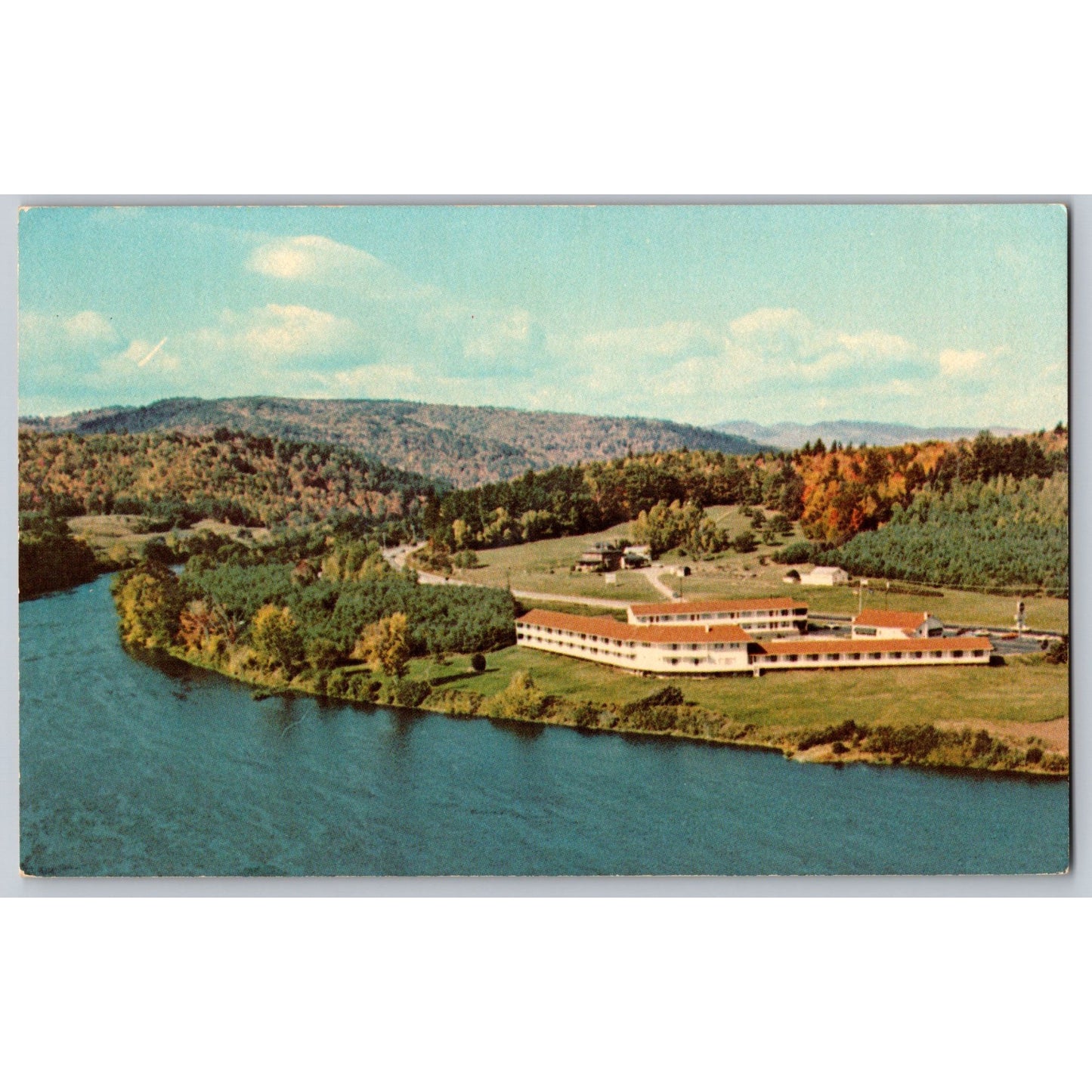 Rumford ME Maine Madison Motor Inn Scenic View Chrome Postcard Unposted