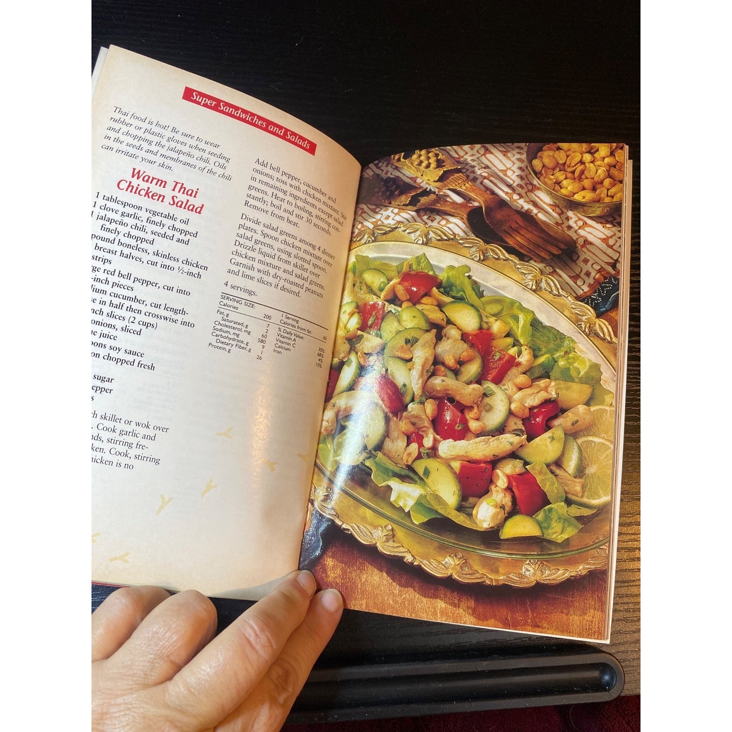 Betty Crocker New Chicken Recipes Cookbook Over 75 Recipes 1995 Includes Garlic Pullout