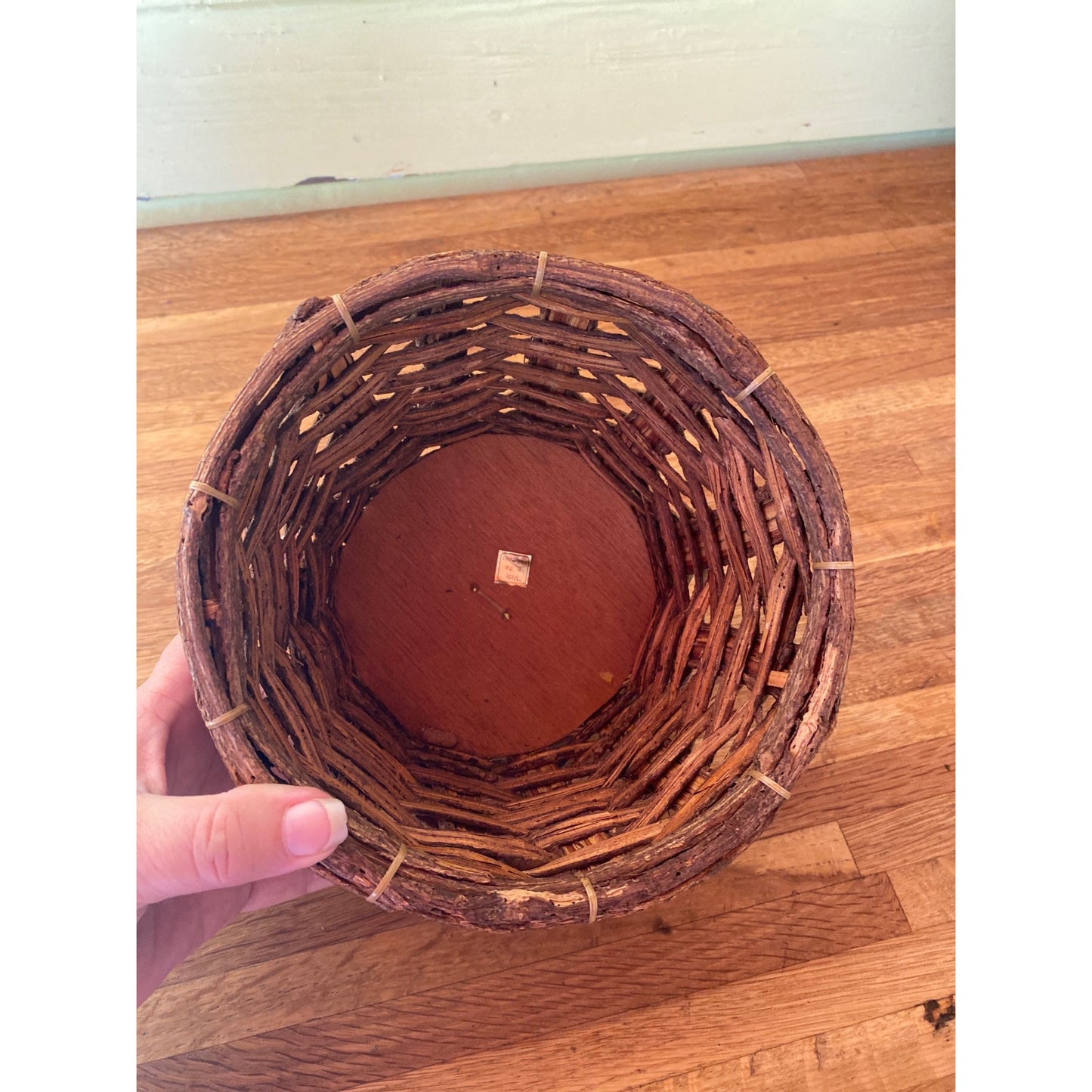Vintage Handwoven Grape Vine Basket With Wooden Base Cover Pot 5 1/4" X 7 1/4"