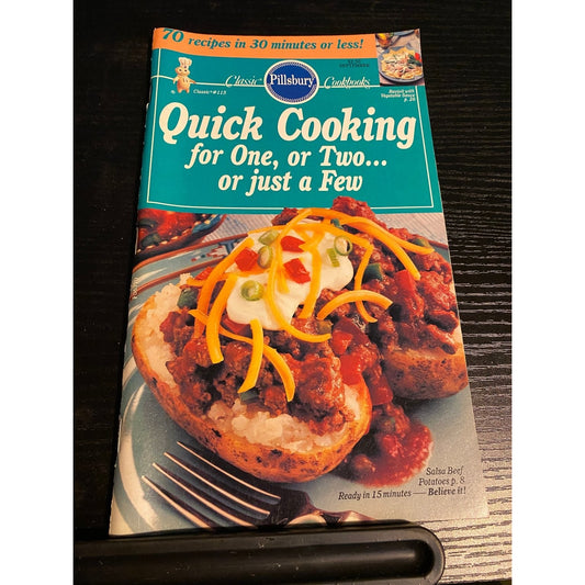 Pillsbury Classic Cookbook Booklet 1990 Quick Cooking for One or Two Recipes