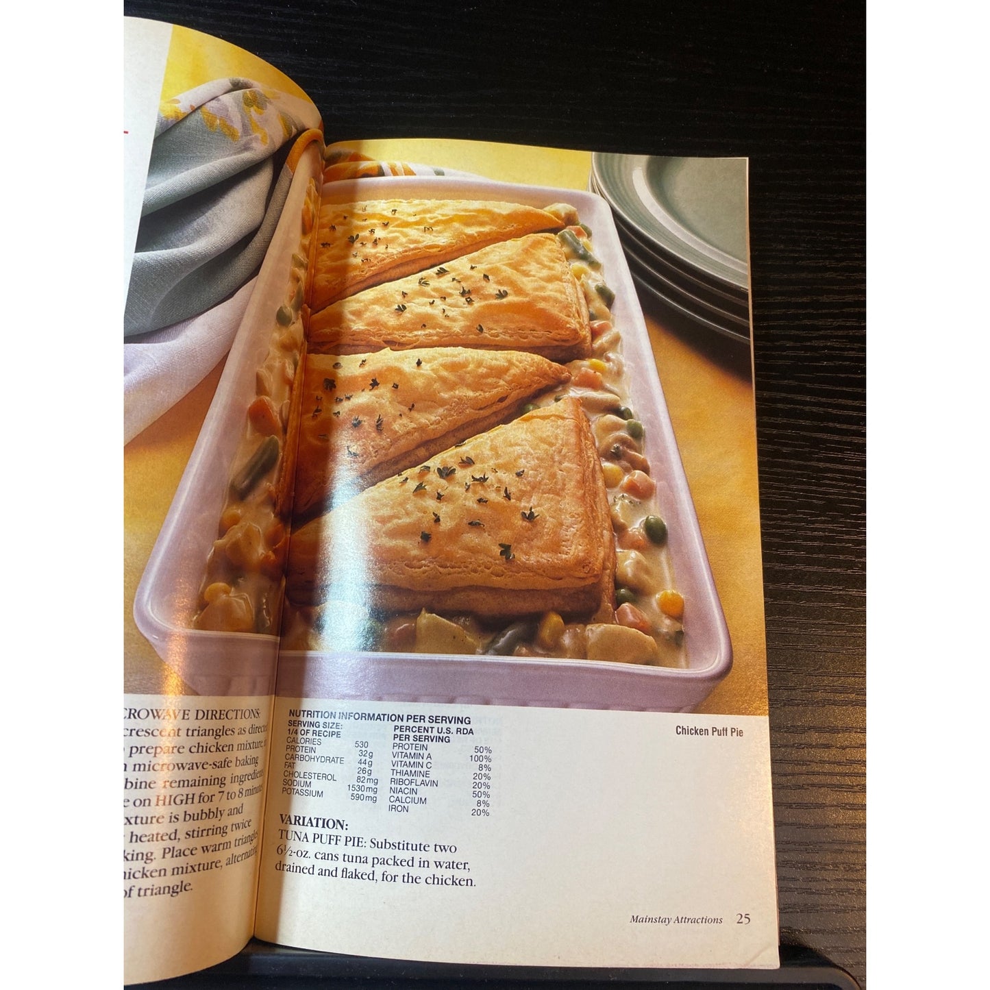 Pillsbury Classic Cookbook Booklet March 1991 Issue #121 Chicken & Fish Recipes