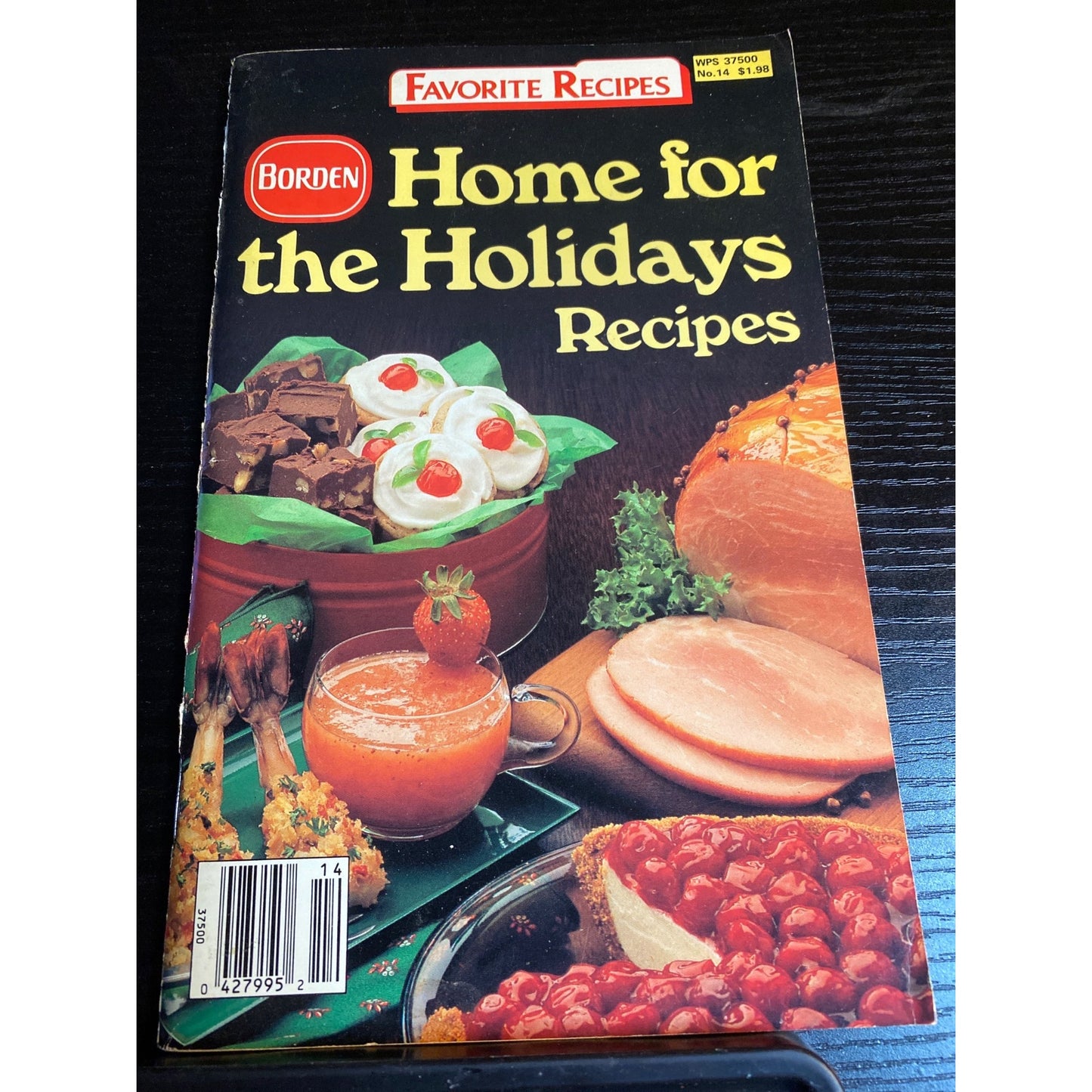 Borden Favorite Recipes No. 14 Home For The Holidays 1986 Cookbook Booklet