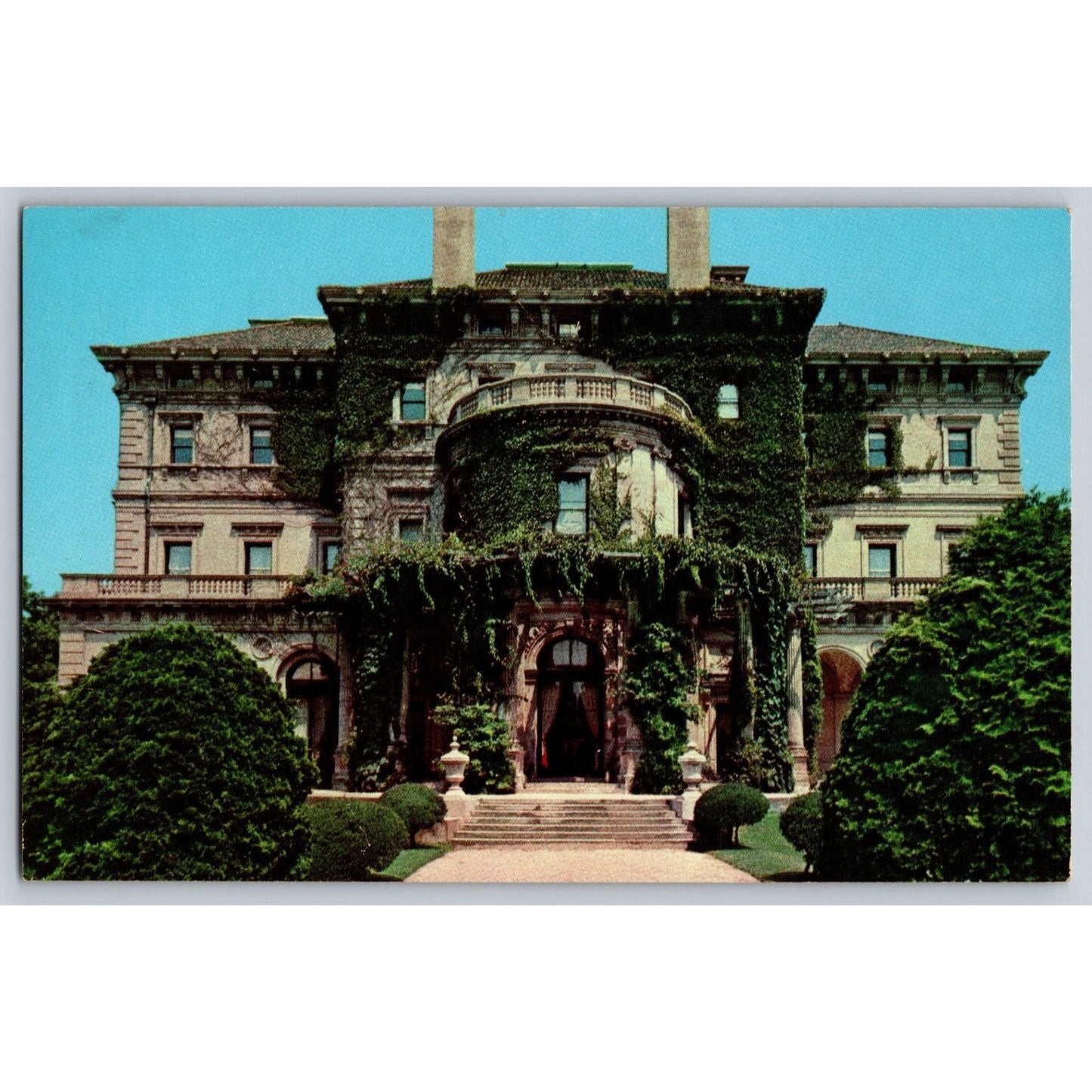 Newport RI Rhode Island The Breakers Vanderbilt Mansion Chrome Postcard Unused