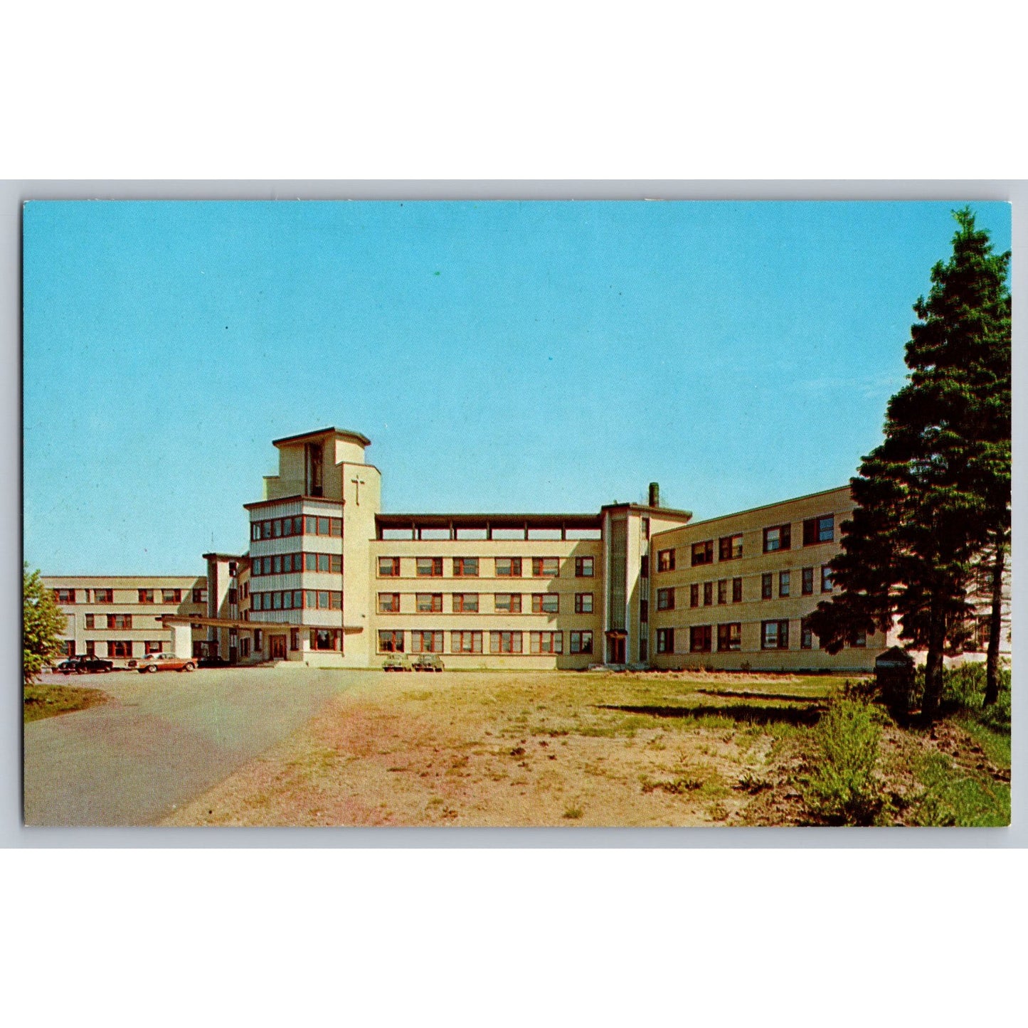 Montmagny Quebec Canada L hotel Dieu Hospital Chrome Postcard Unused