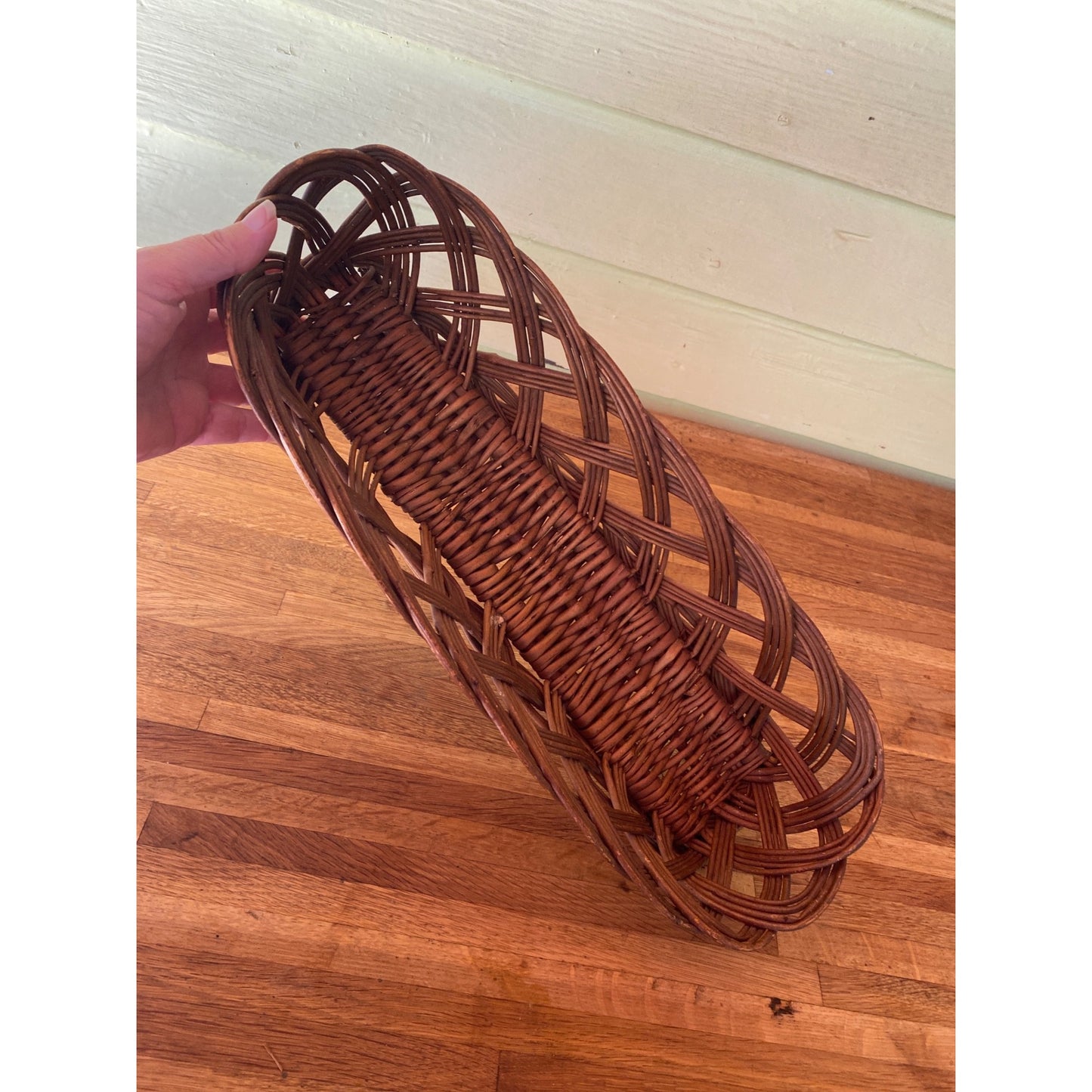French Baguette Wicker Woven Bread Basket - 16" Long Oval Design For Rustic Decor Or Serving