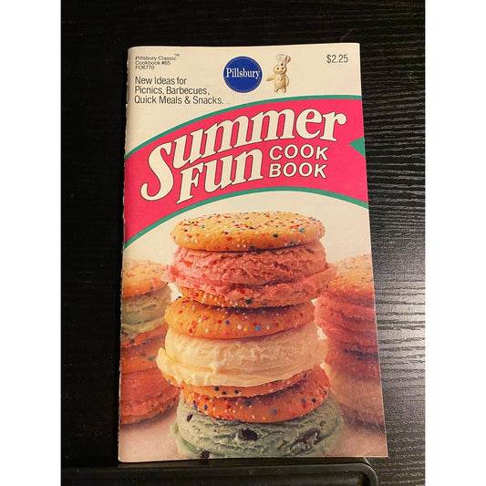 Pillsbury Classic Cookbook Booklet Summer Fun Cook #65 1986 Picnic BBQ Snacks