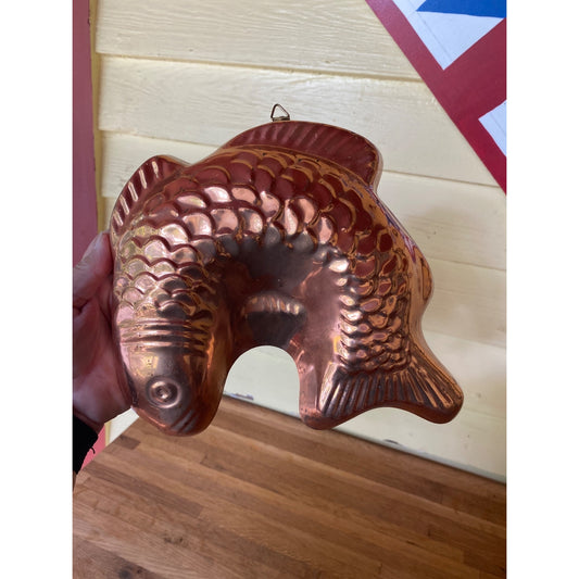 Vintage Copper-Tone Fish-Shaped Mold For Baking Or Wall Decor
