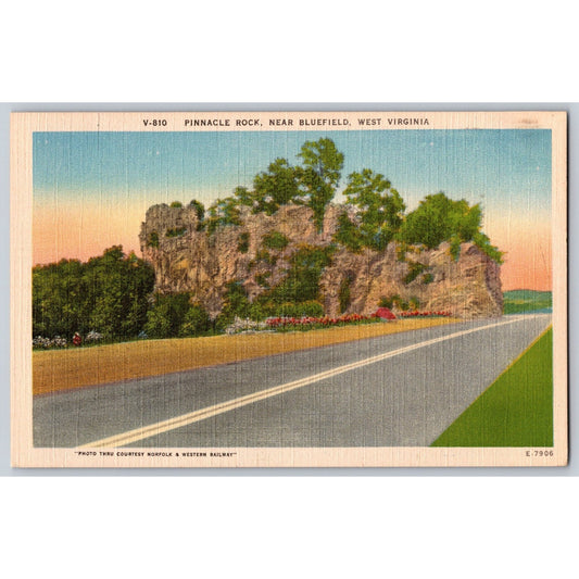 Bluefield WV West Virginia Pinnacle Rock White Border Postcard Unused
