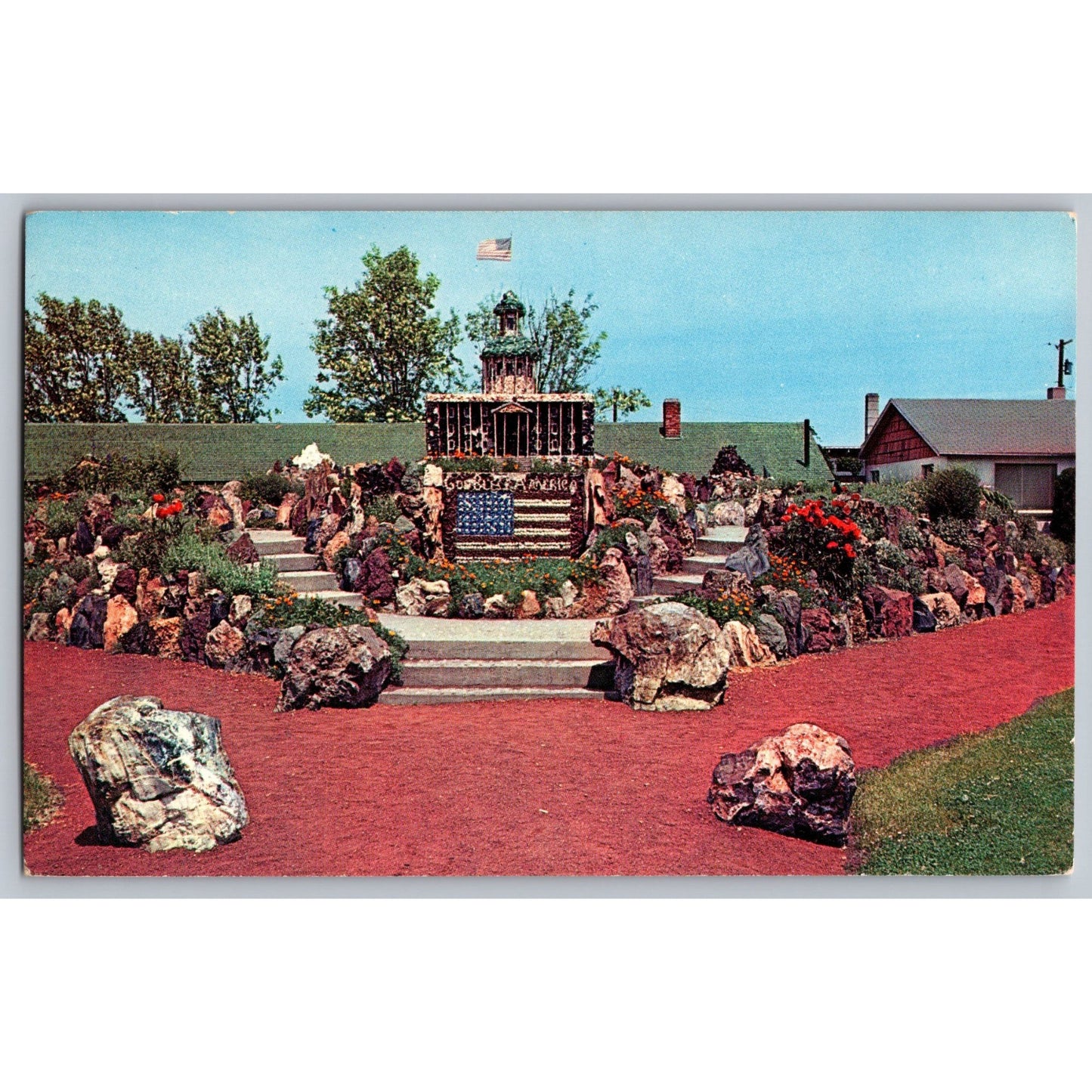 Between Bend & Redmond OR Oregon Petersen Rock Gardens Chrome Postcard Unused