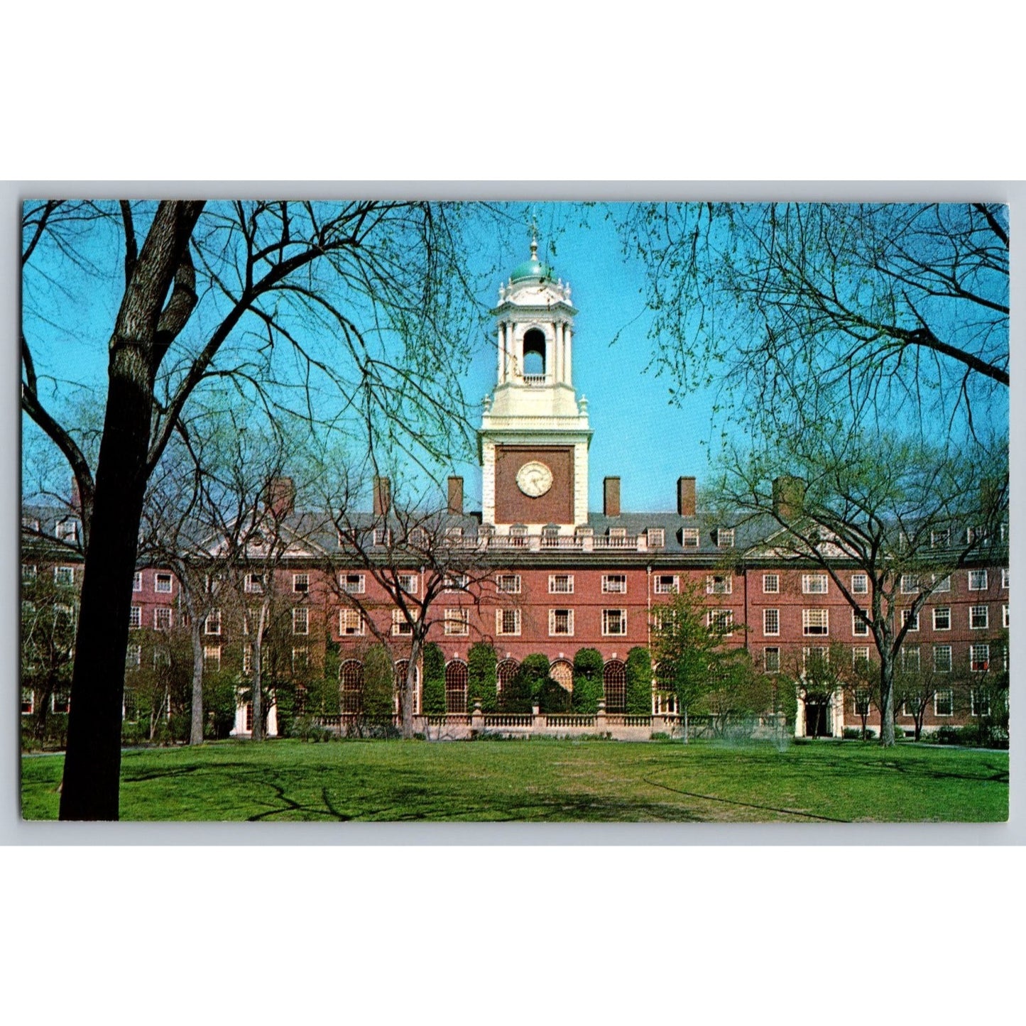 Cambridge MA Massachusetts Harvard University Eliot House Chrome Postcard Unused