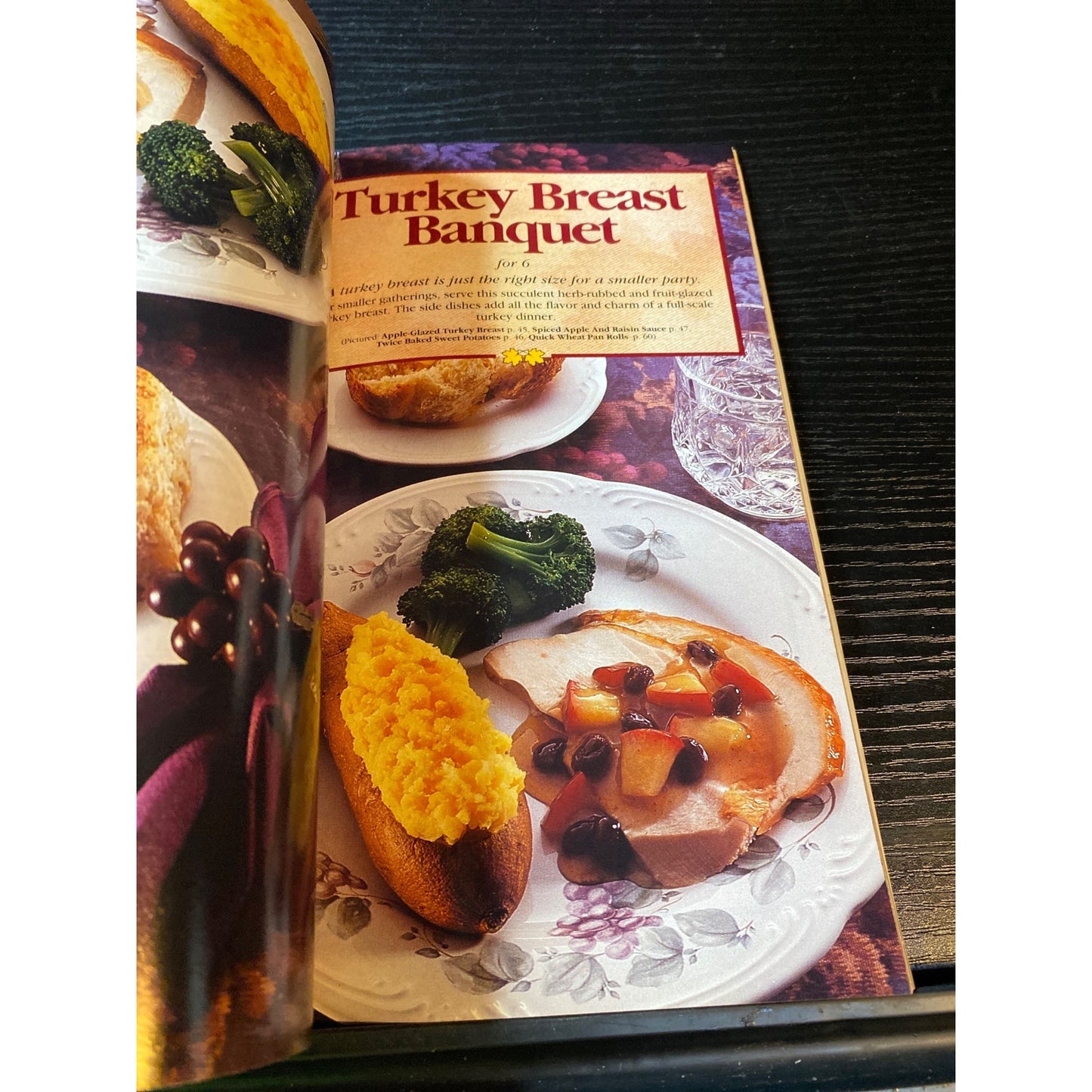 Pillsbury Classic Harvest Time Baking & Cooking Cookbook Booklet Nov 1991