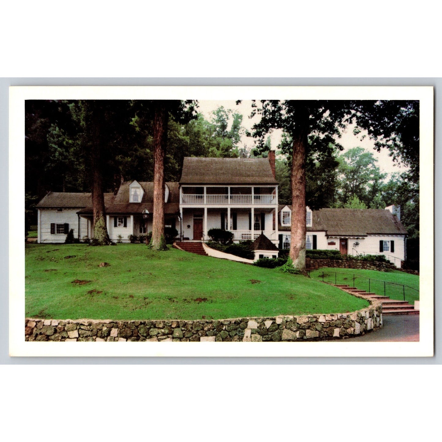 Monticello VA Virginia Michie Tavern Chrome Postcard Unused