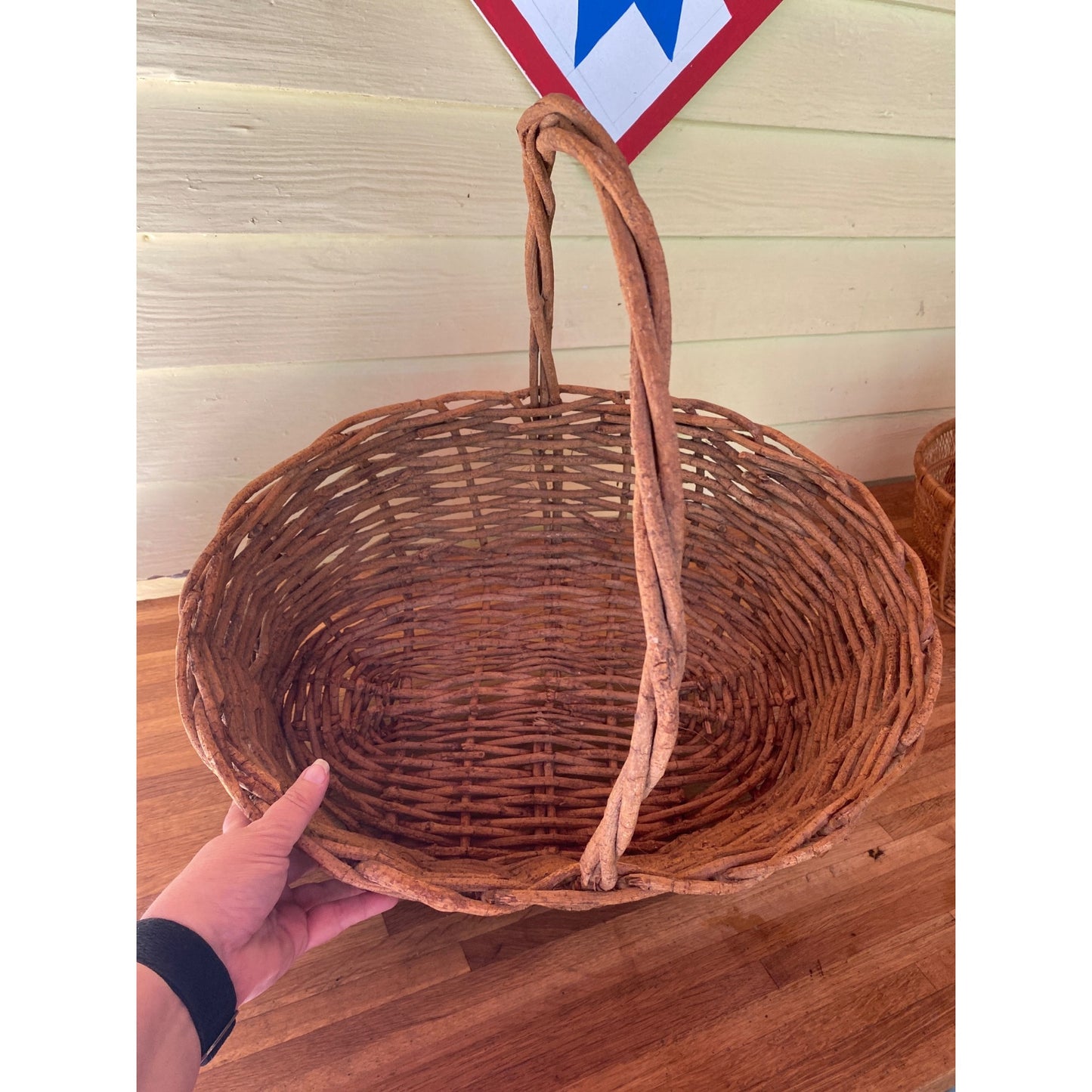 Grape Vine Large Handwoven Wicker Basket With Twisted Handle - 19.5" X 20" - Rustic Brown Oval Design