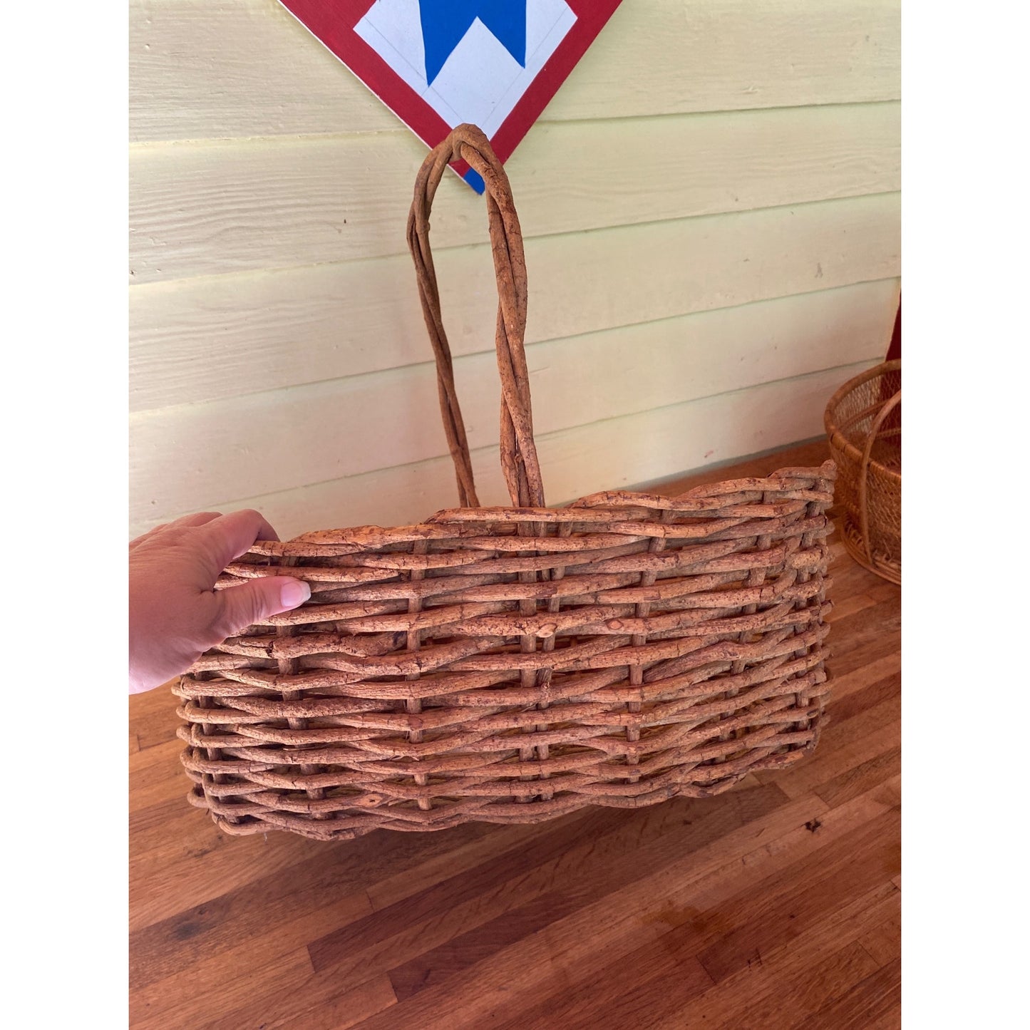 Grape Vine Large Handwoven Wicker Basket With Twisted Handle - 19.5" X 20" - Rustic Brown Oval Design